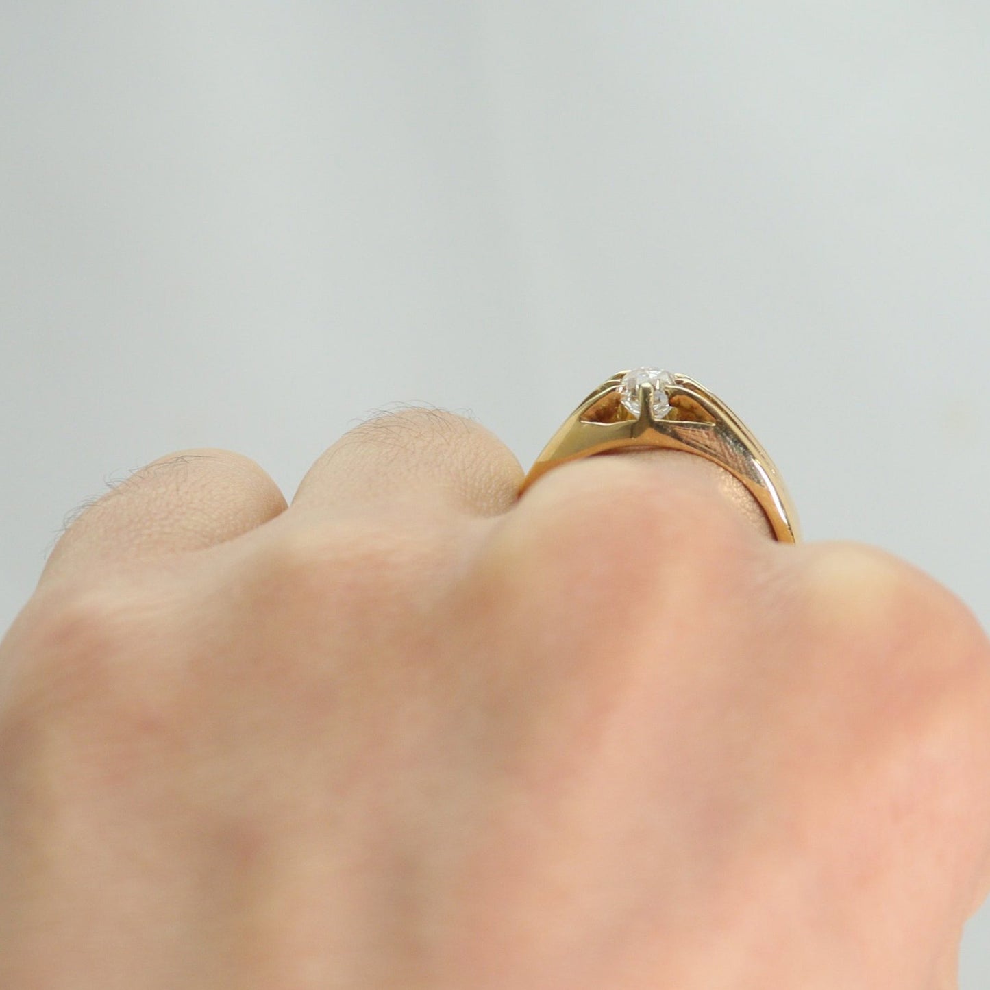 Edwardian 18ct Yellow Gold Gentleman's Diamond Belcher Ring - Friar House