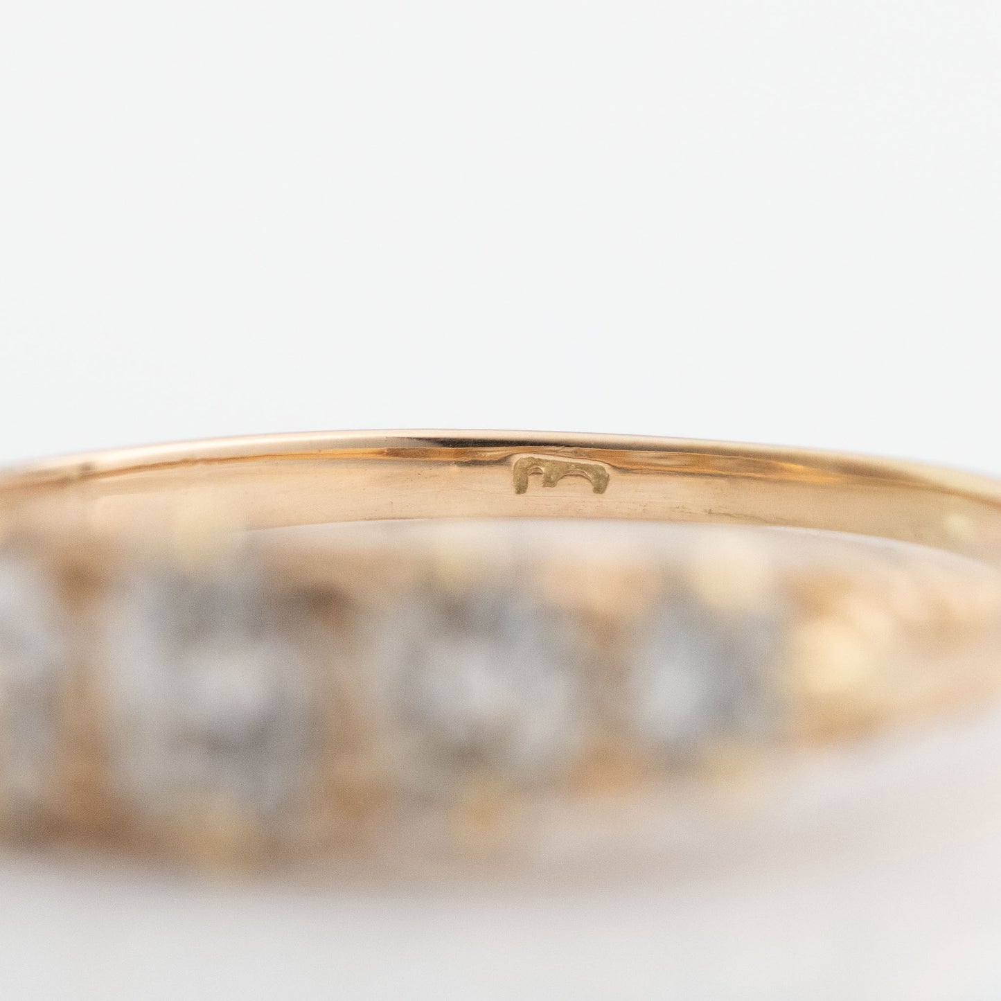 Victorian 18ct Yellow Gold 1.40 Carat Diamond Five Stone Ring - Friar House Antique Jewellery