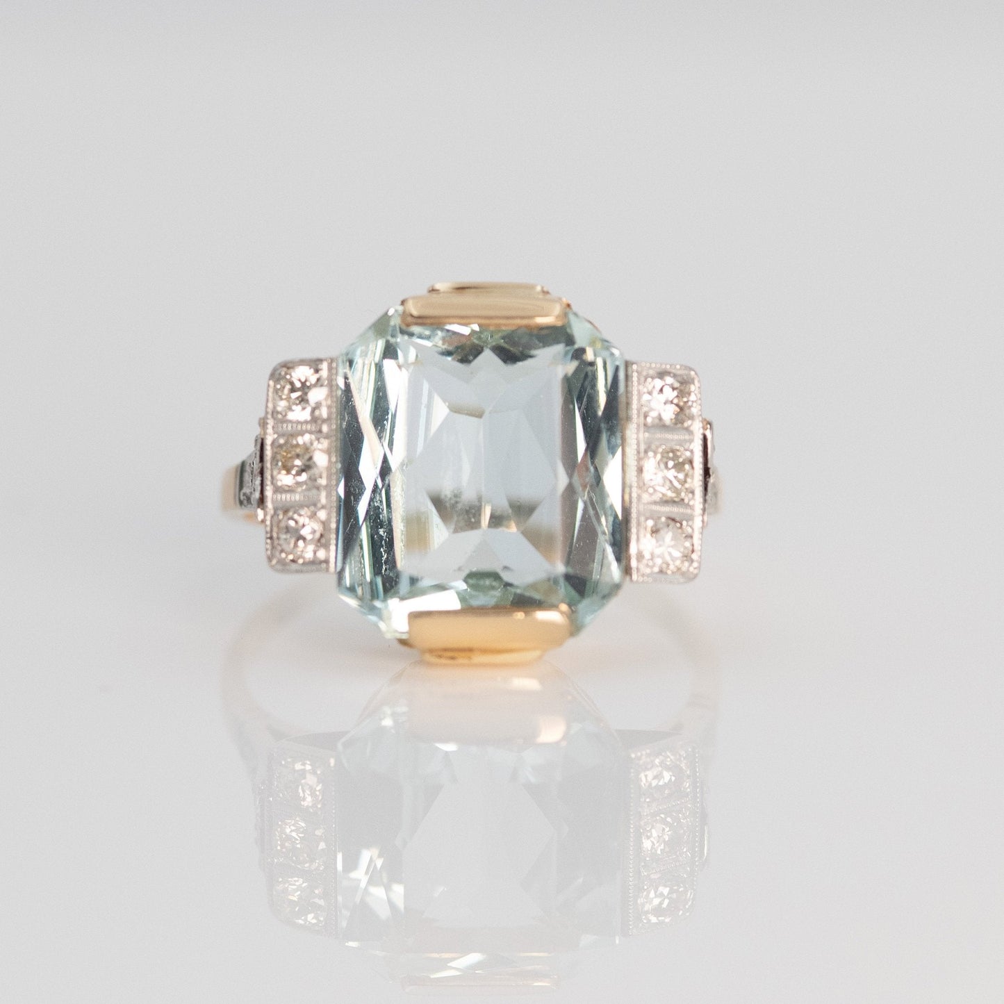 Vintage 14ct Yellow Gold 6 carat Aquamarine and Diamond Ring - Friar House
