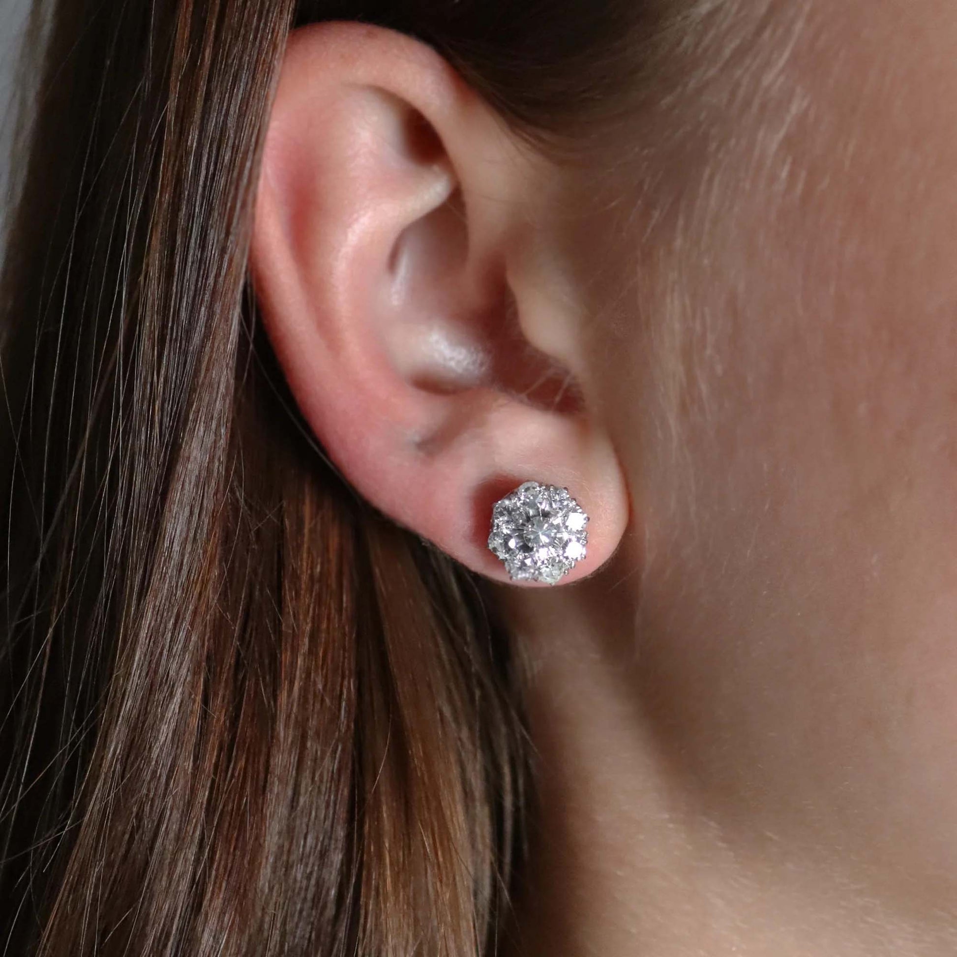 Vintage 14ct White Gold Diamond Cluster Earrings - Friar House