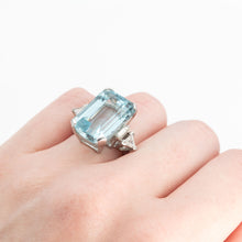 Vintage 18ct White Gold 16 Carat Aquamarine and Diamond Ring - Friar House