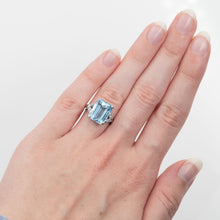 Vintage 18ct White Gold 7.5 carat Aquamarine and Diamond Ring - Friar House