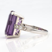 Vintage 18ct White Gold Amethyst Cocktail Ring - Friar House