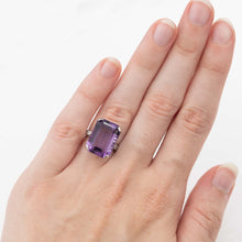 Vintage 18ct White Gold Amethyst Cocktail Ring - Friar House