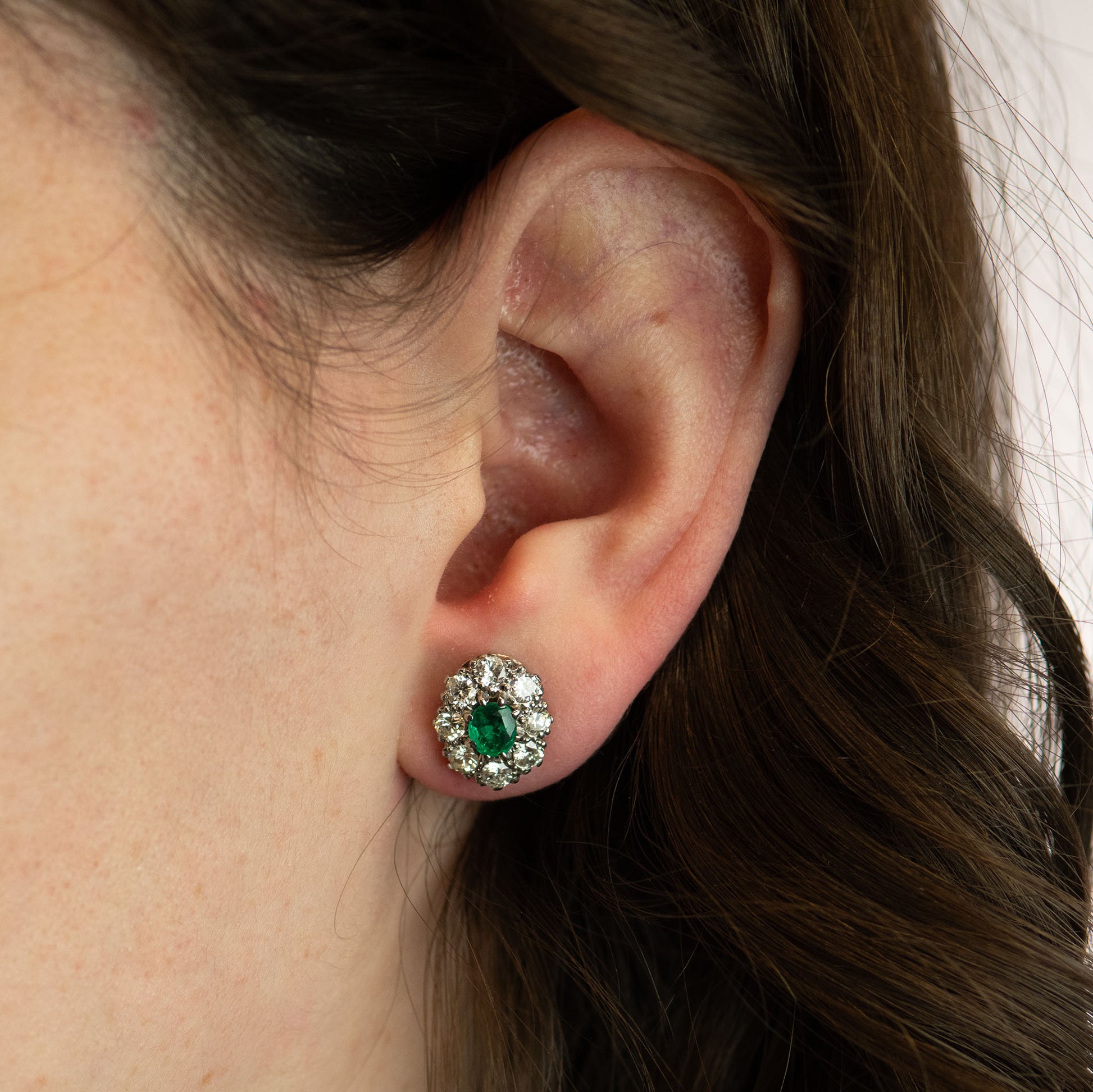 Vintage 18ct White Gold Emerald and Diamond Cluster Earrings