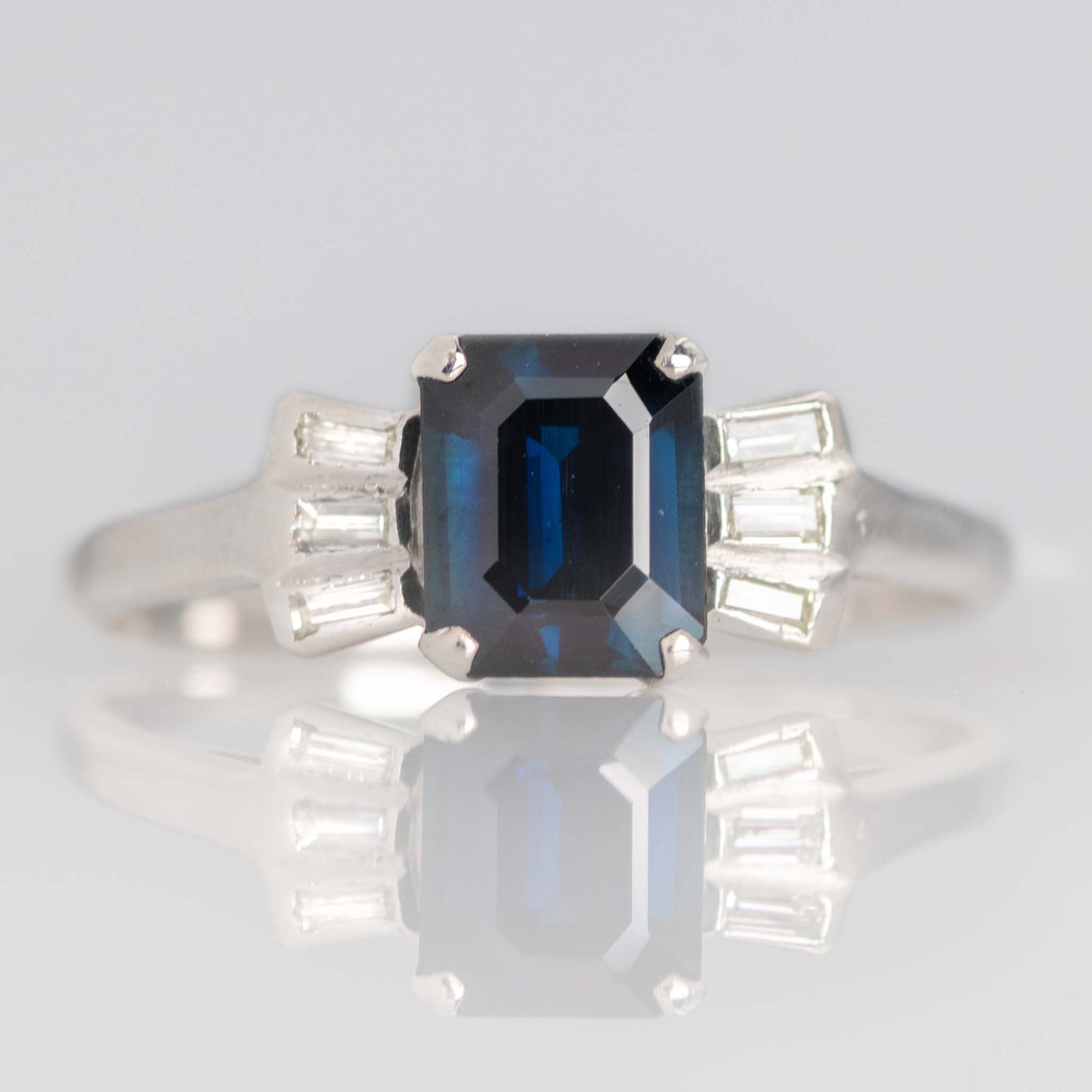 Vintage 18ct White Gold Sapphire and Diamond Ring - Friar House