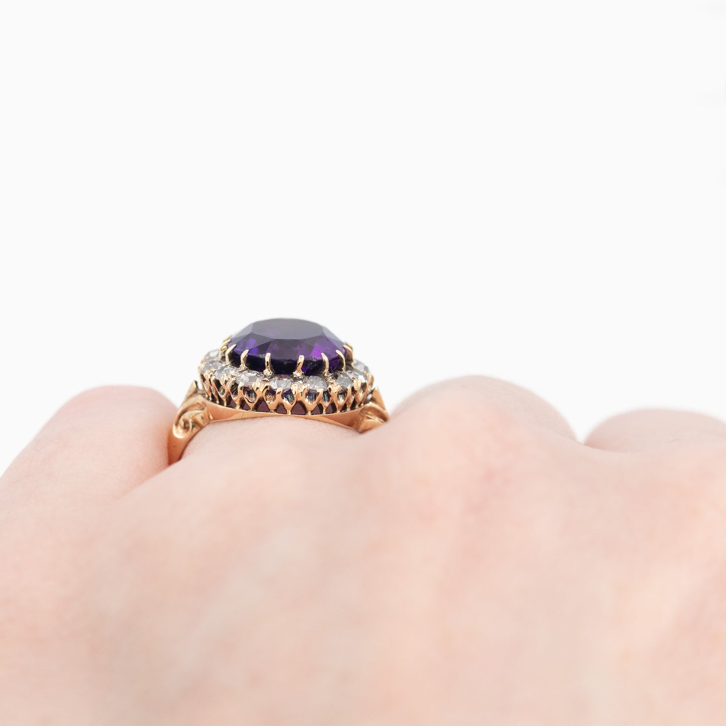 Vintage 18ct Yellow Gold 7 Carat Amethyst and Diamond Ring - Friar House
