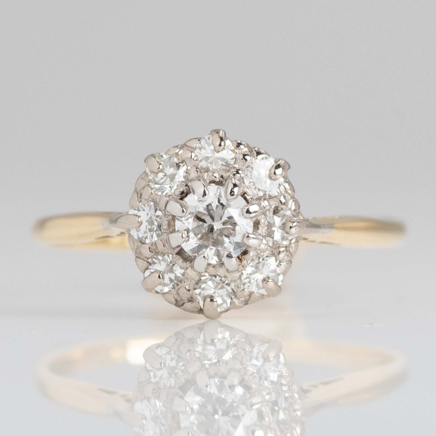 Vintage 18ct Yellow Gold Diamond Cluster Ring - Friar House