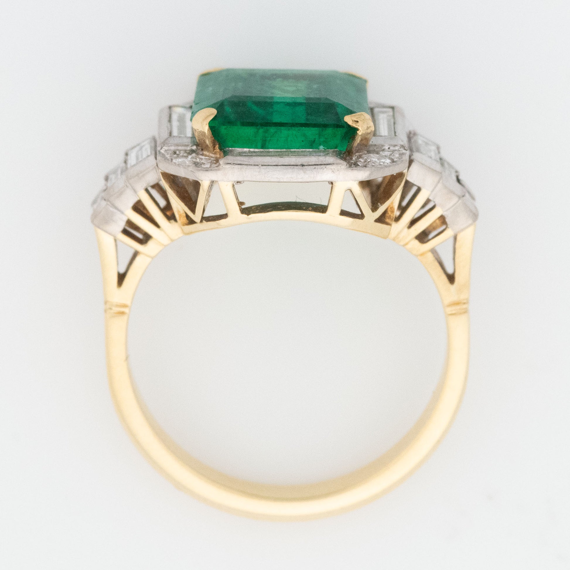 Vintage 18ct Yellow Gold Emerald Cluster Ring - Friar House