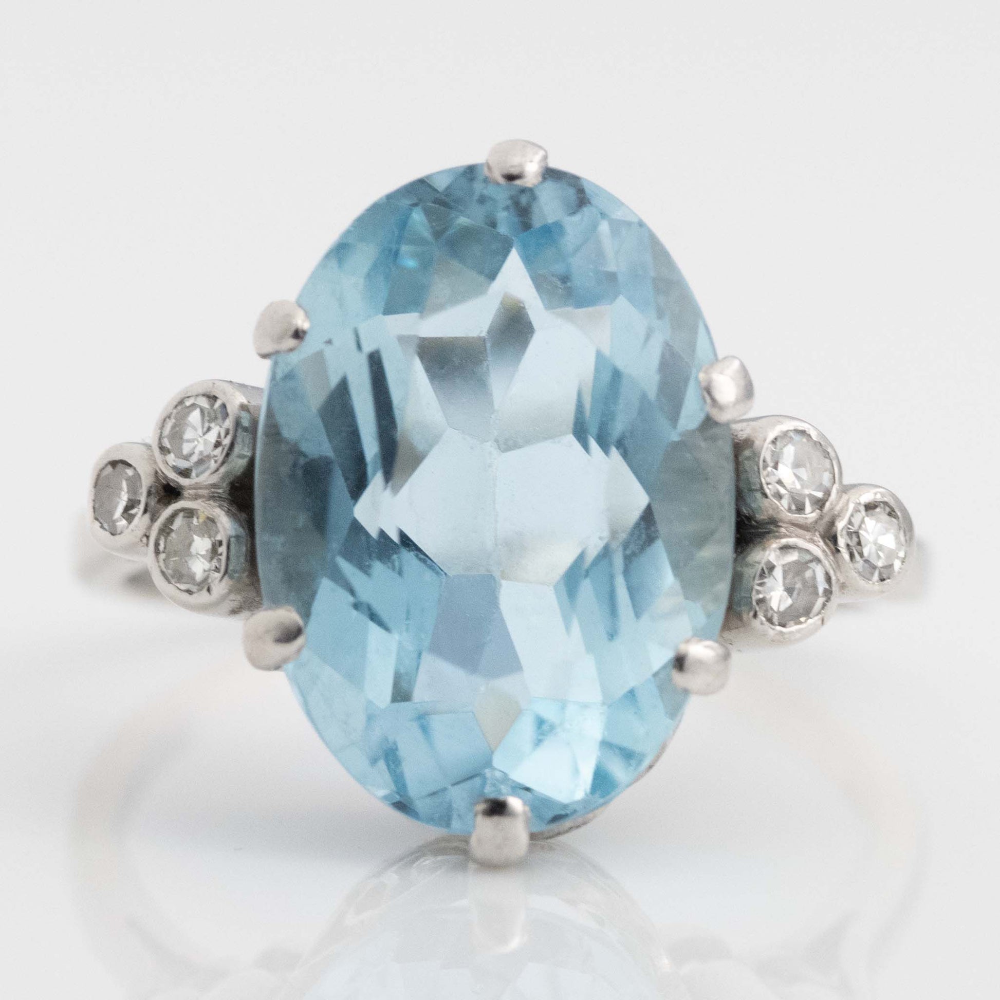 Vintage Platinum 6 Carat Aquamarine Ring - Friar House Antique Jewellery