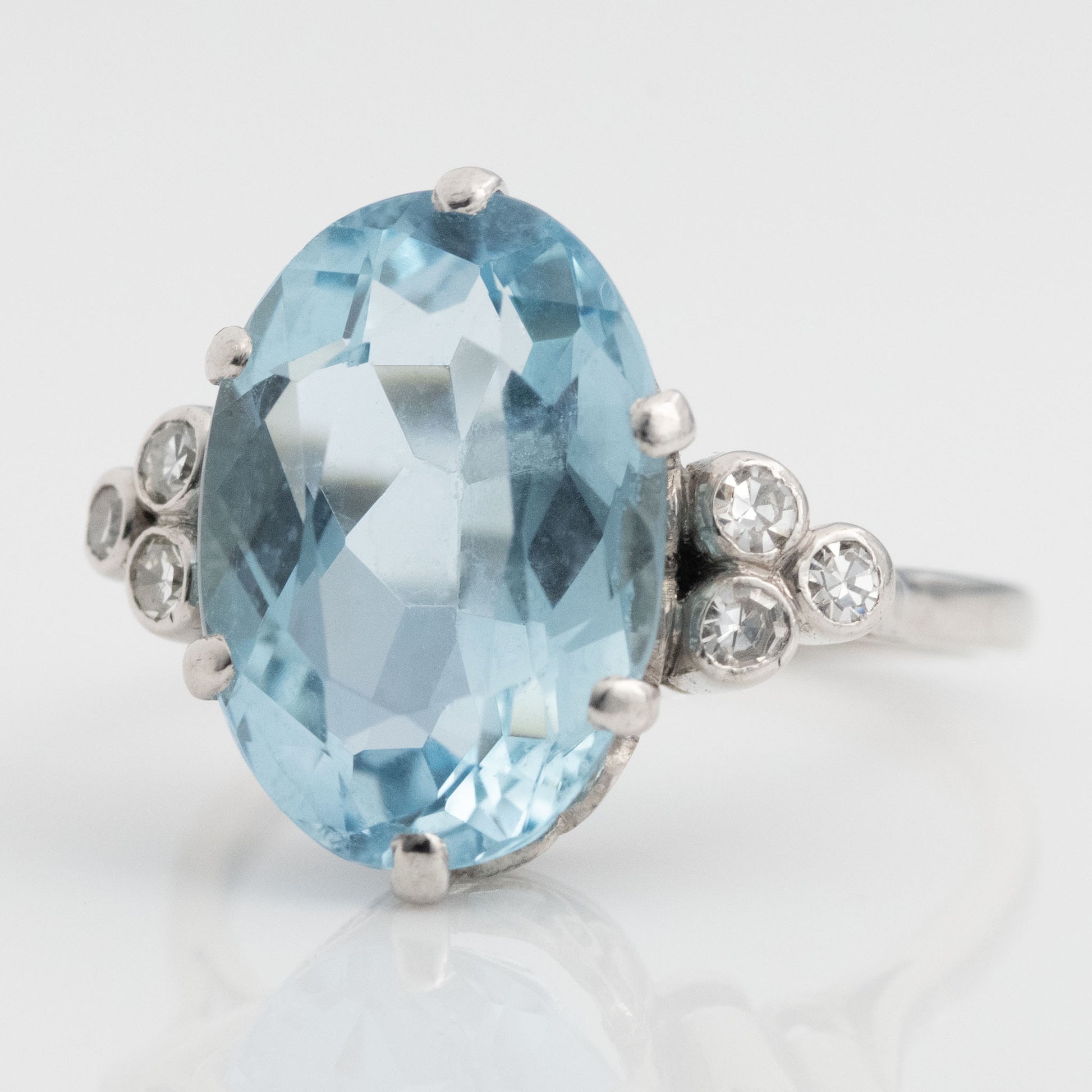 Vintage Platinum 6 Carat Aquamarine Ring - Friar House Antique Jewellery