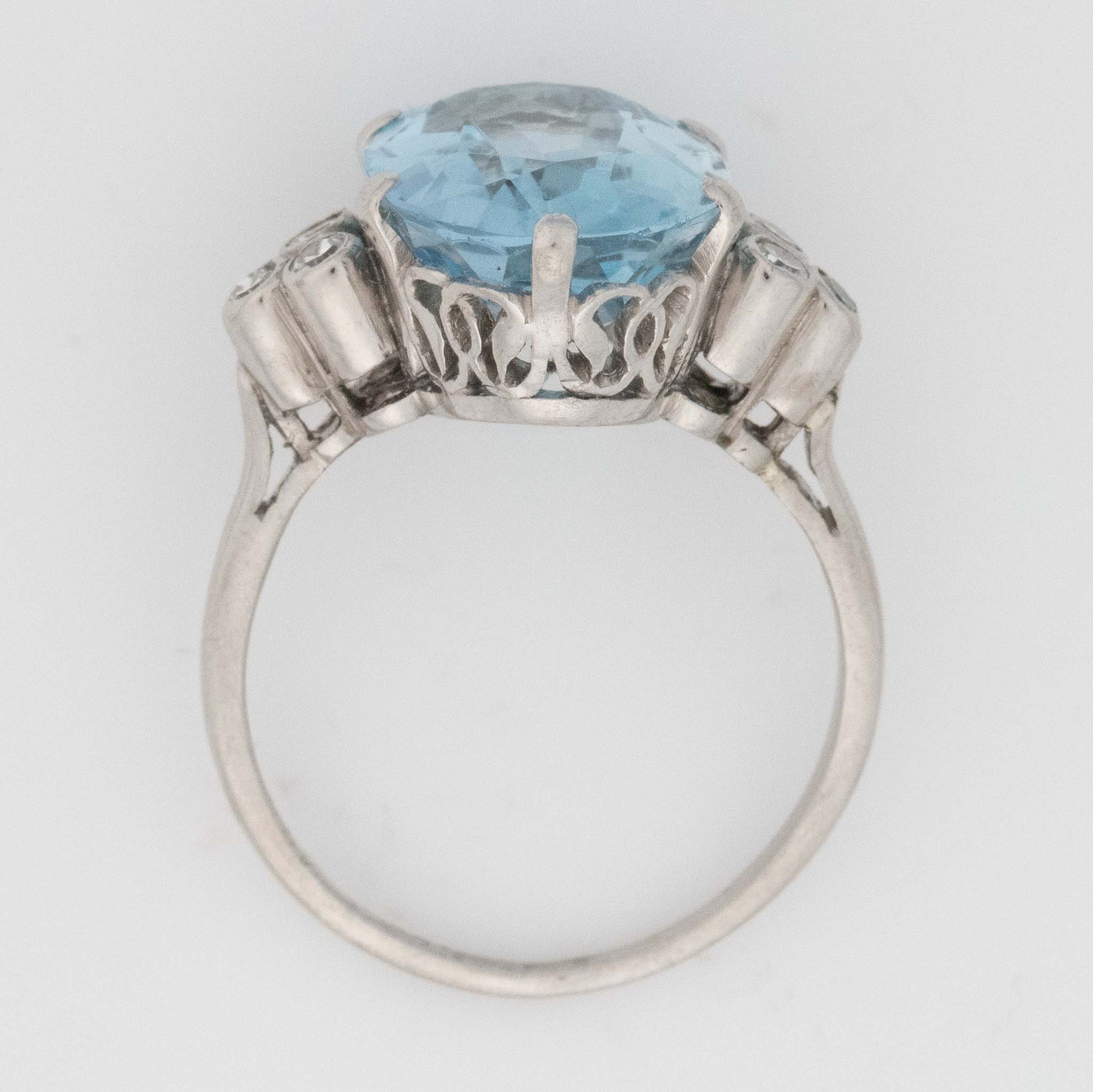 Vintage Platinum 6 Carat Aquamarine Ring - Friar House Antique Jewellery