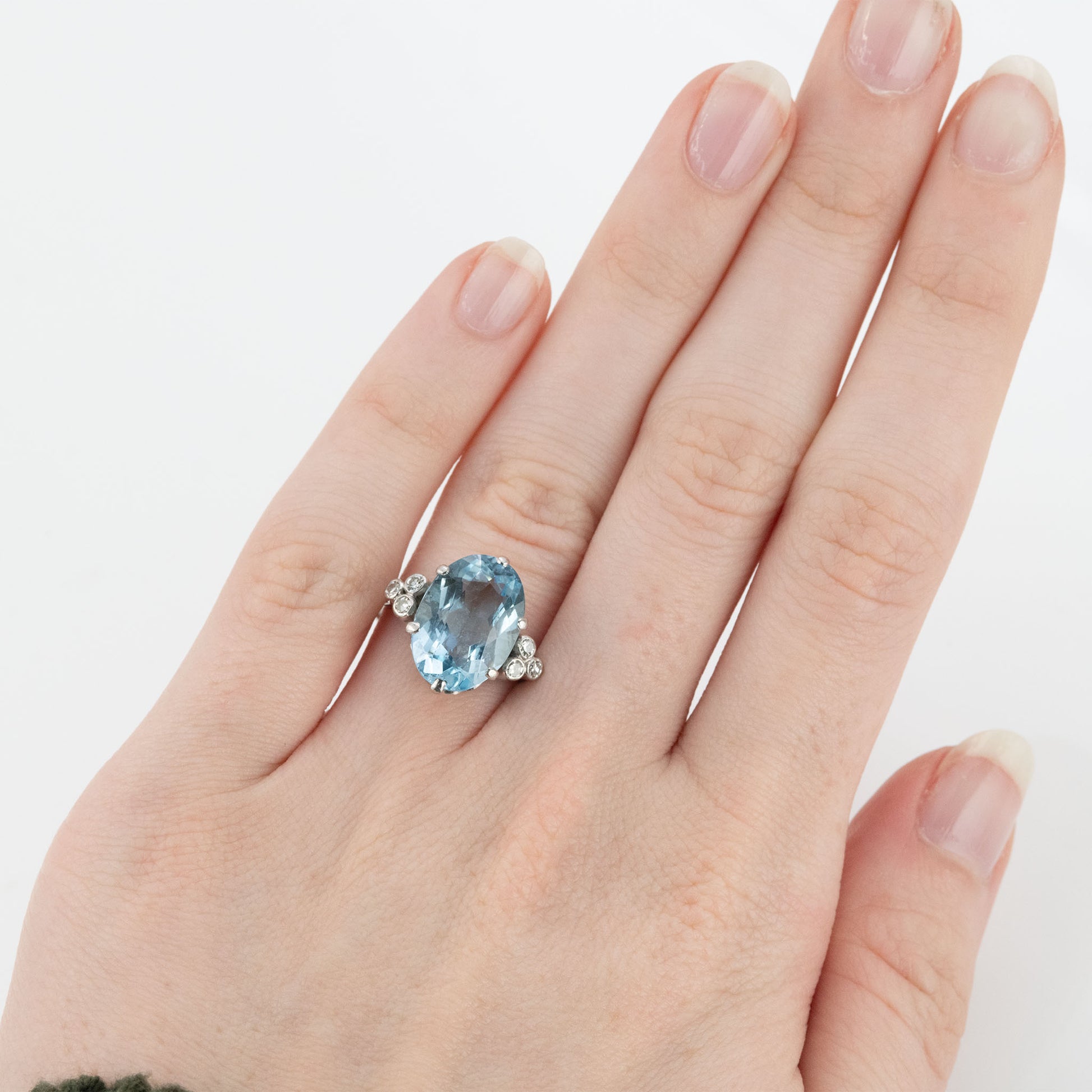 Vintage Platinum 6 Carat Aquamarine Ring - Friar House Antique Jewellery