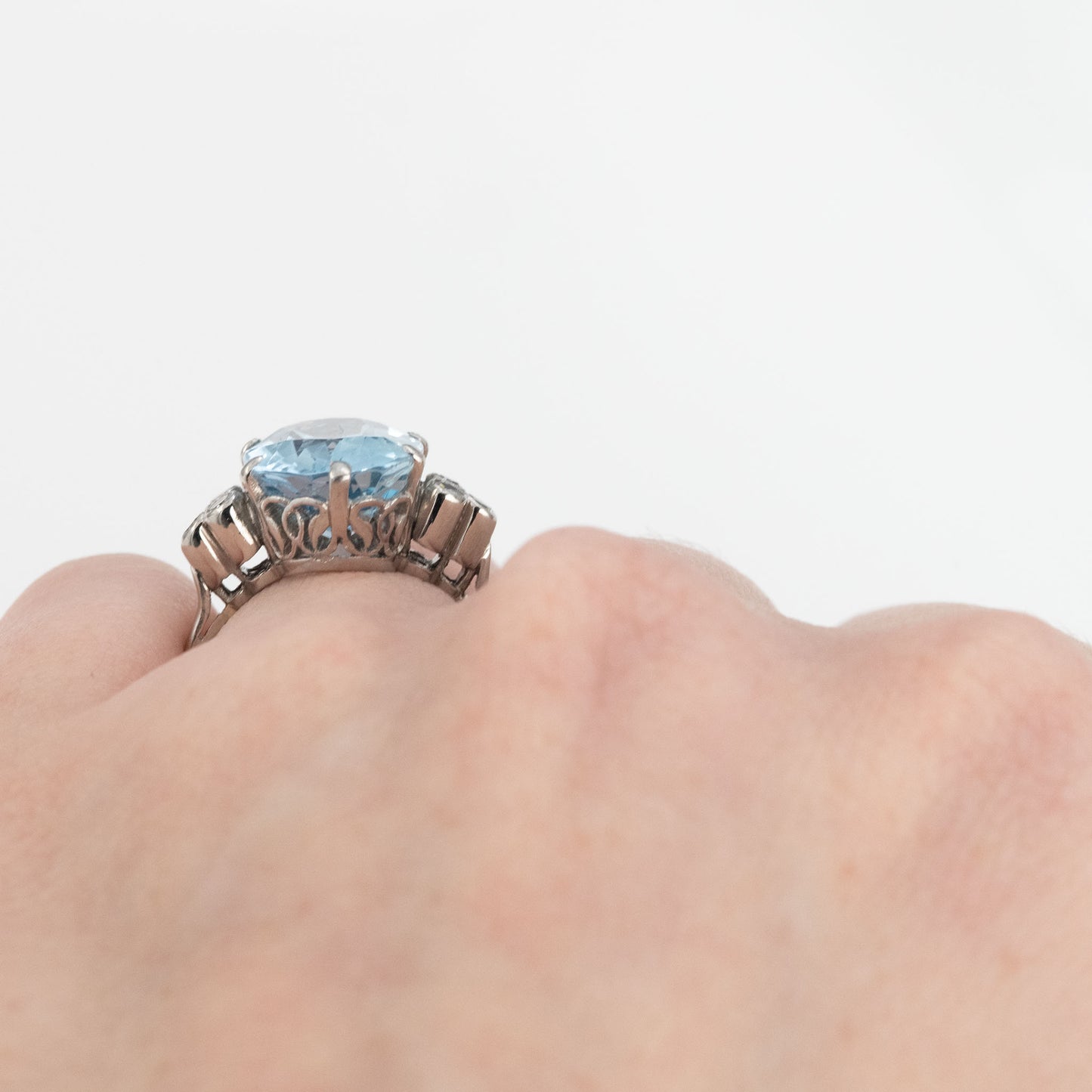 Vintage Platinum 6 Carat Aquamarine Ring - Friar House Antique Jewellery