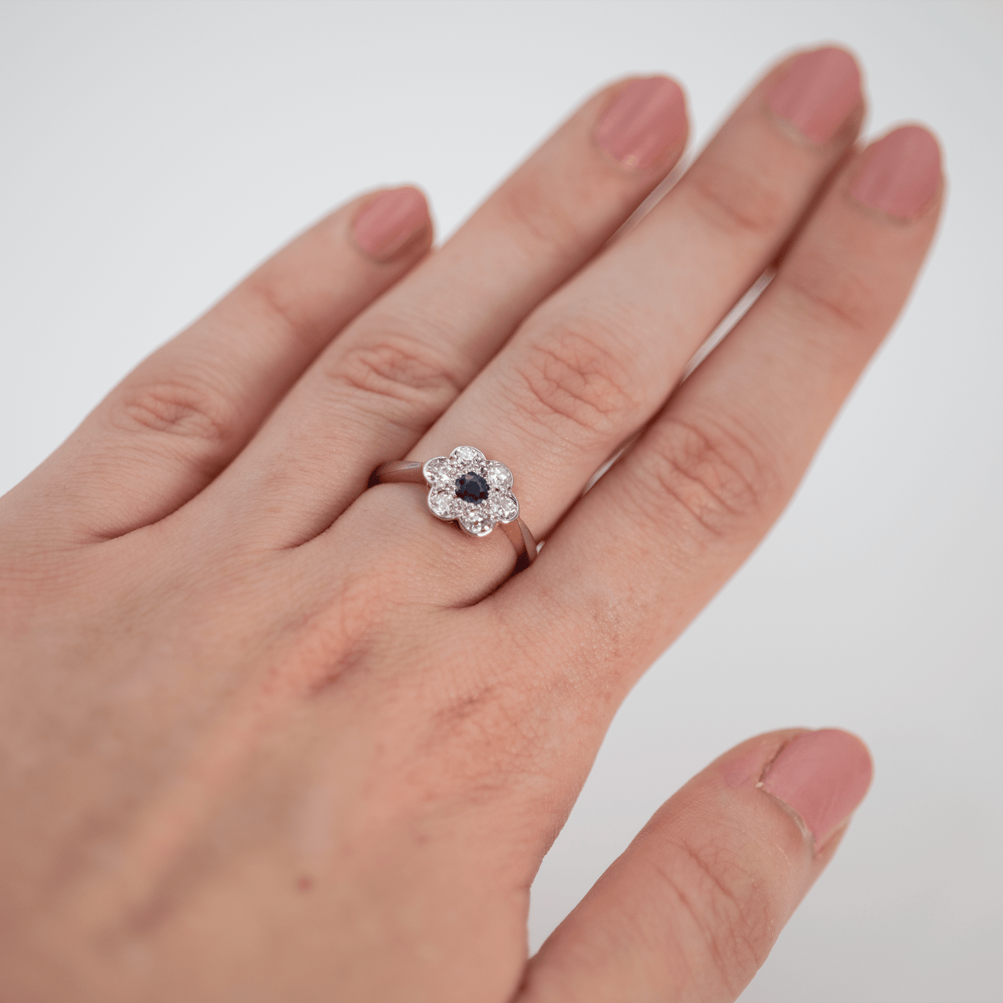 A Very Pretty 1930's Diamond and Sapphire Daisy Cluster Ring - Friar House