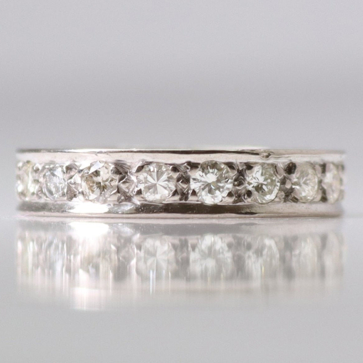 Art Deco 18ct White Gold Diamond Eternity Ring Size M 1/2 - Friar House