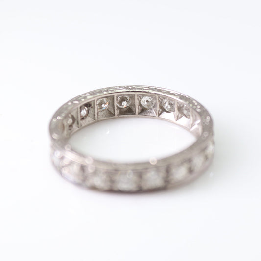 Art Deco 18ct White Gold Diamond Eternity Ring Size M 1/2 - Friar House