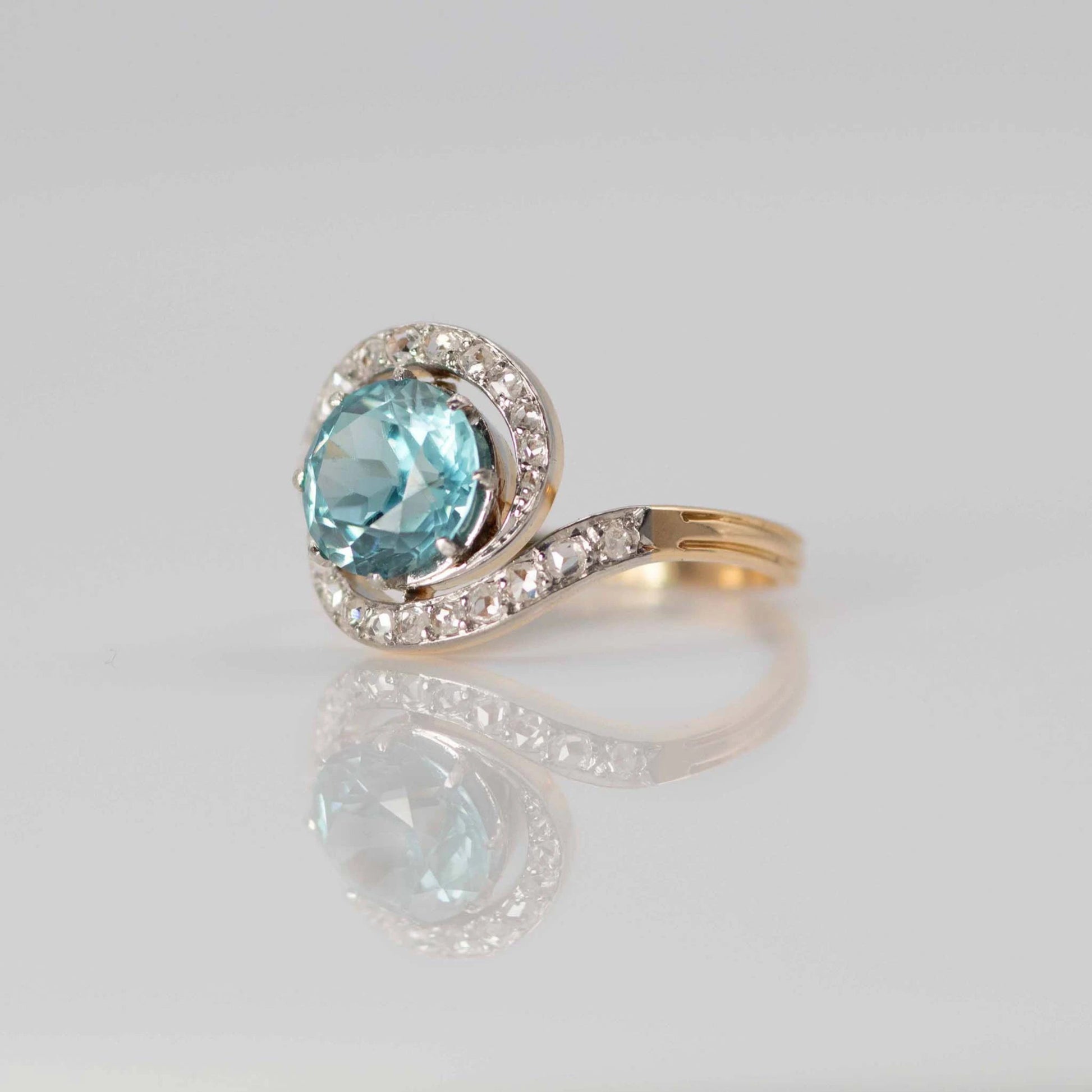 Art Deco 18ct Yellow Gold Blue Zircon and Diamond Cluster Ring - Friar House