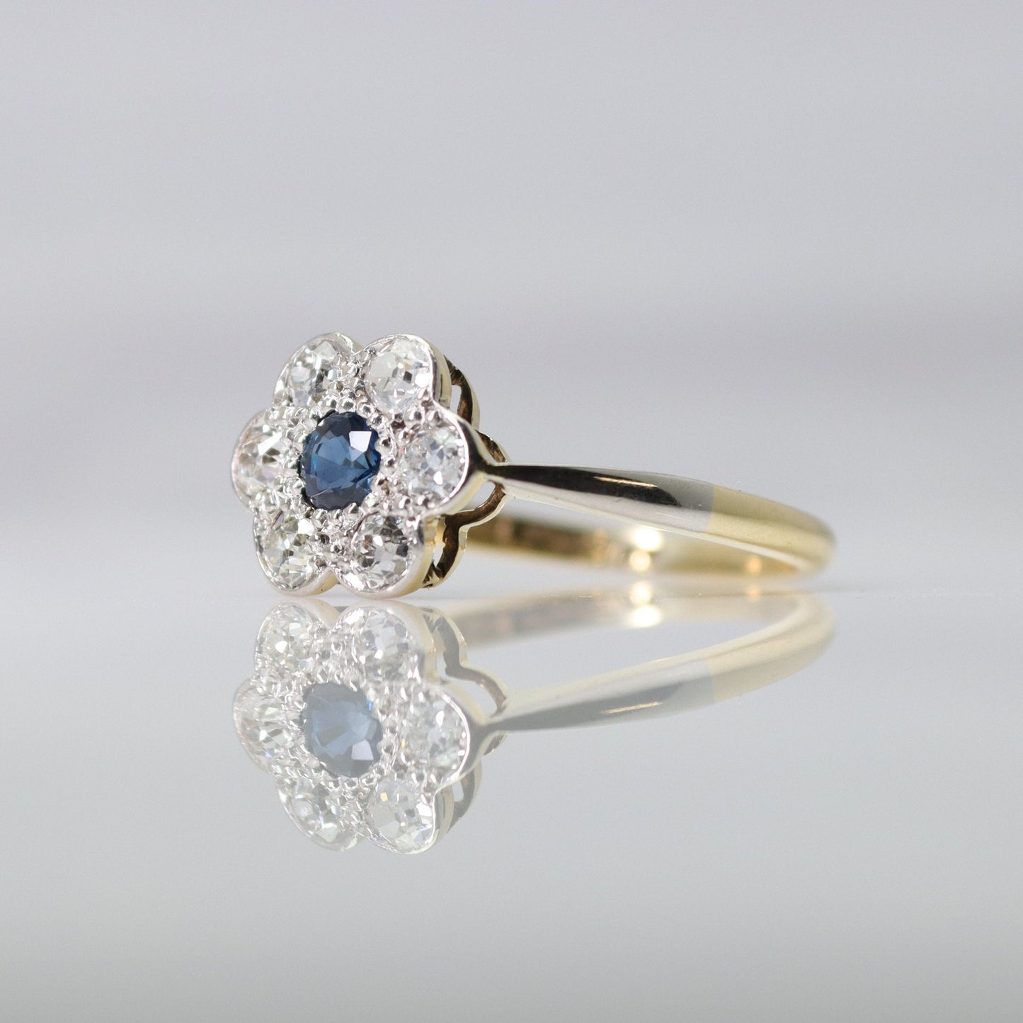 Art Deco 18ct Yellow Gold Diamond and Sapphire Daisy Cluster Ring - Friar House