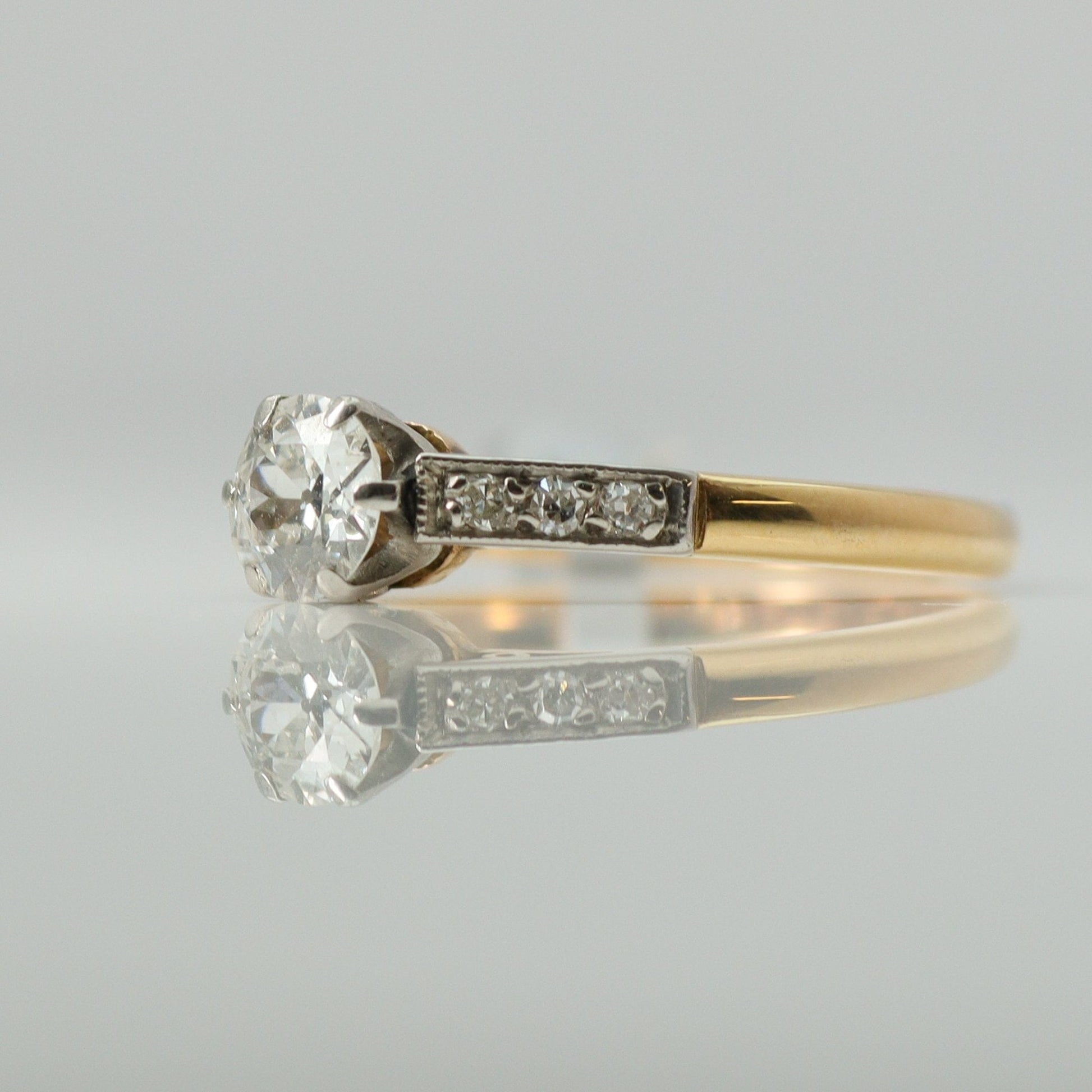 Art Deco 18ct Yellow Gold Diamond Solitaire Ring - Friar House