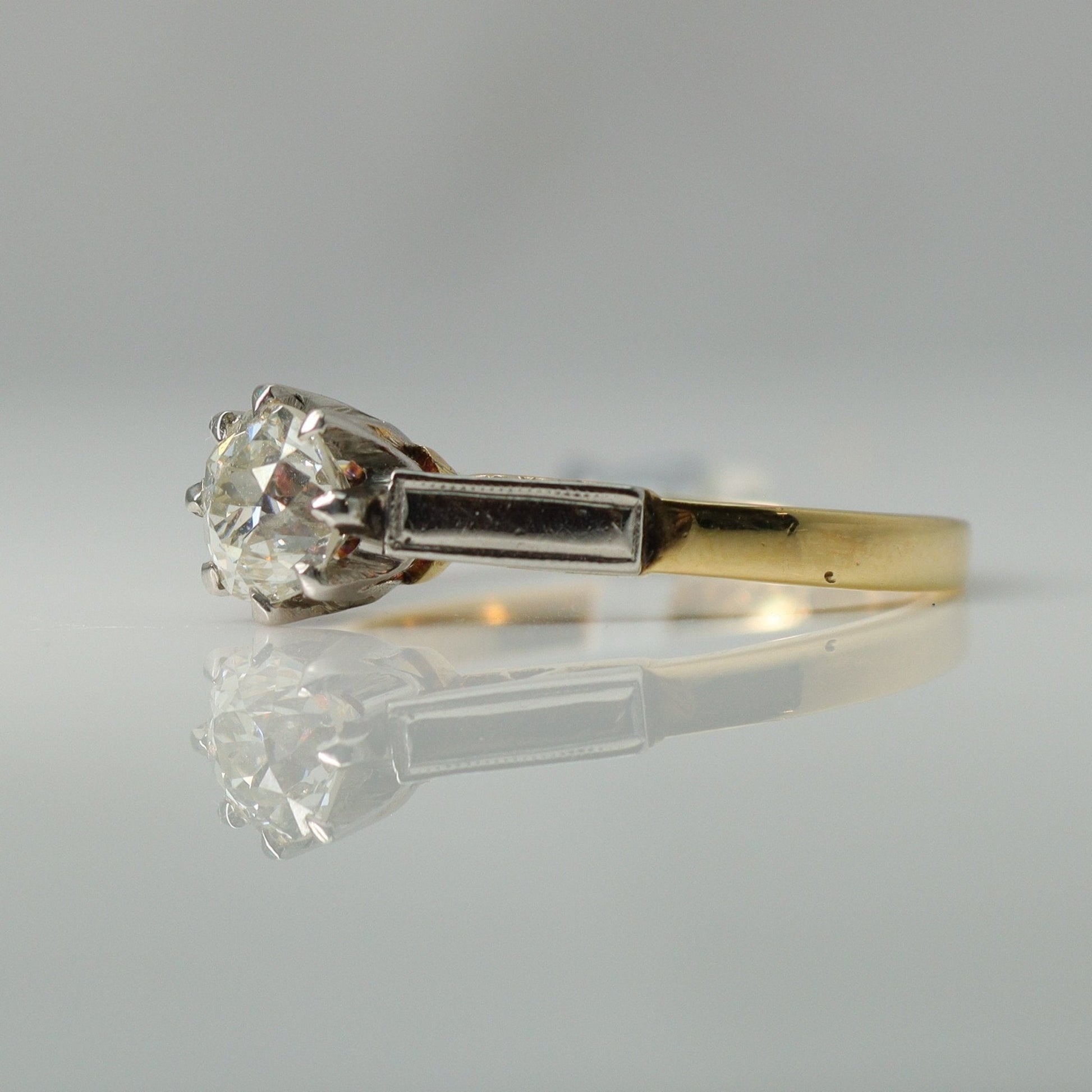 Art Deco 18ct Yellow Gold Diamond Solitaire Ring - Friar House