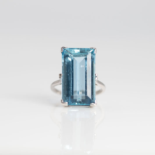 Art Deco 1930's Platinum 2.2 Carat Aquamarine Ring - Friar House