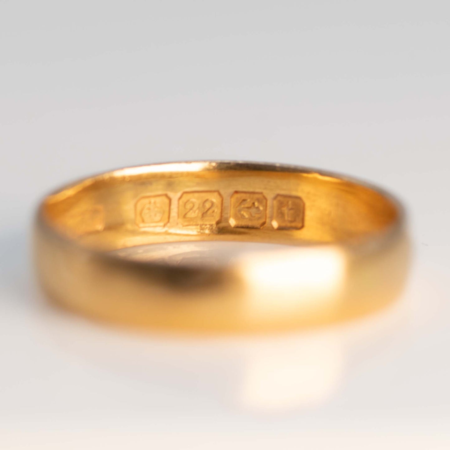 Art Deco 22ct Yellow Gold Wedding Band Hallmarked 1918 - Friar House