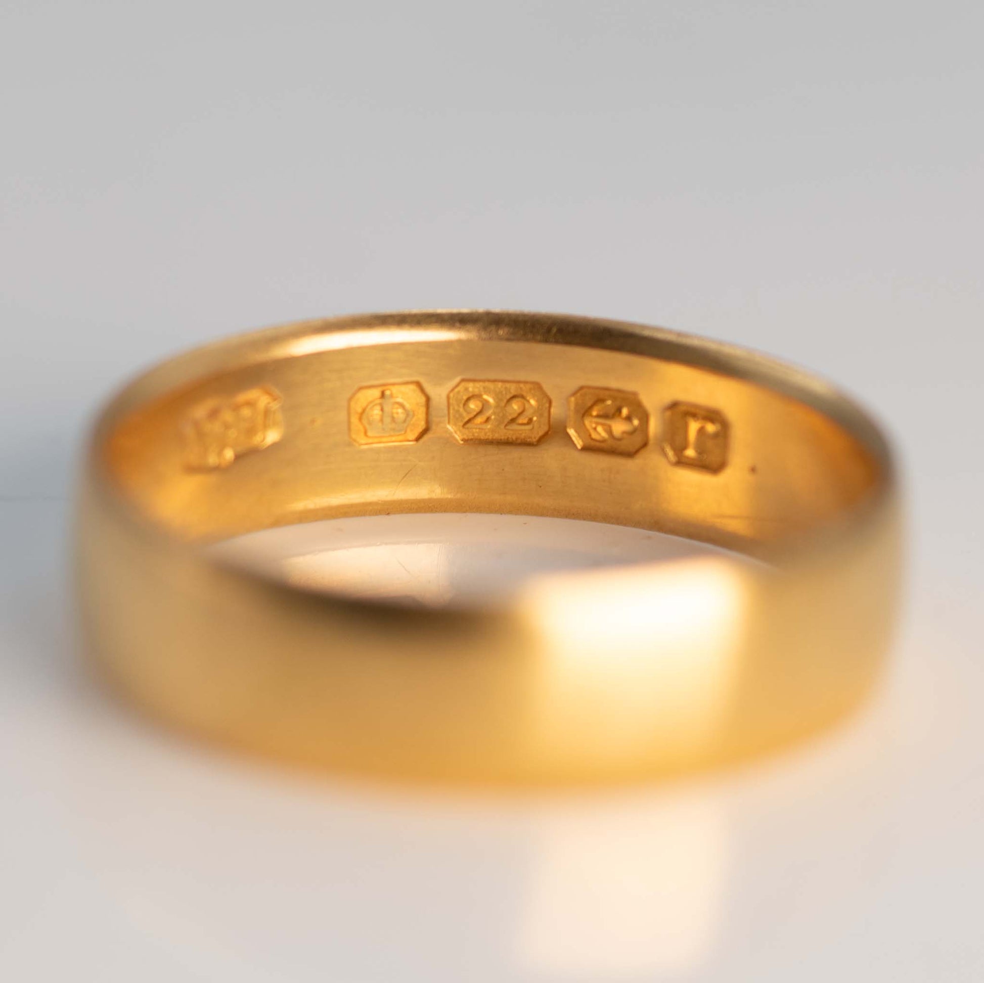 Art Deco 22ct Yellow Gold Wedding Band Hallmarked Birmingham 1916 - Friar House