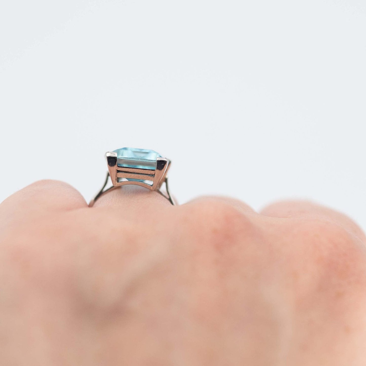 Art Deco Platinum 12 Carat Aquamarine Ring - Friar House