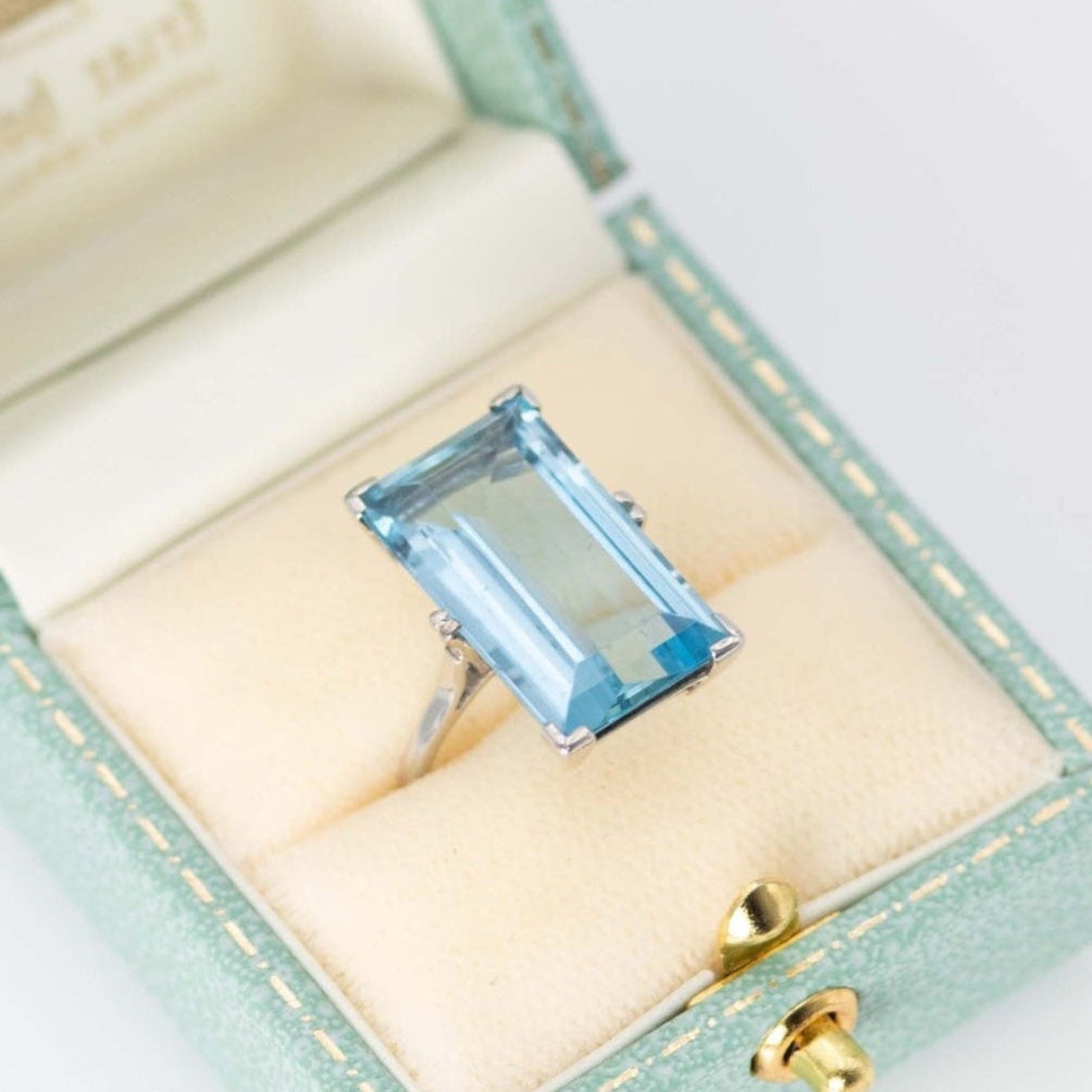 Art Deco Platinum 12 Carat Aquamarine Ring - Friar House