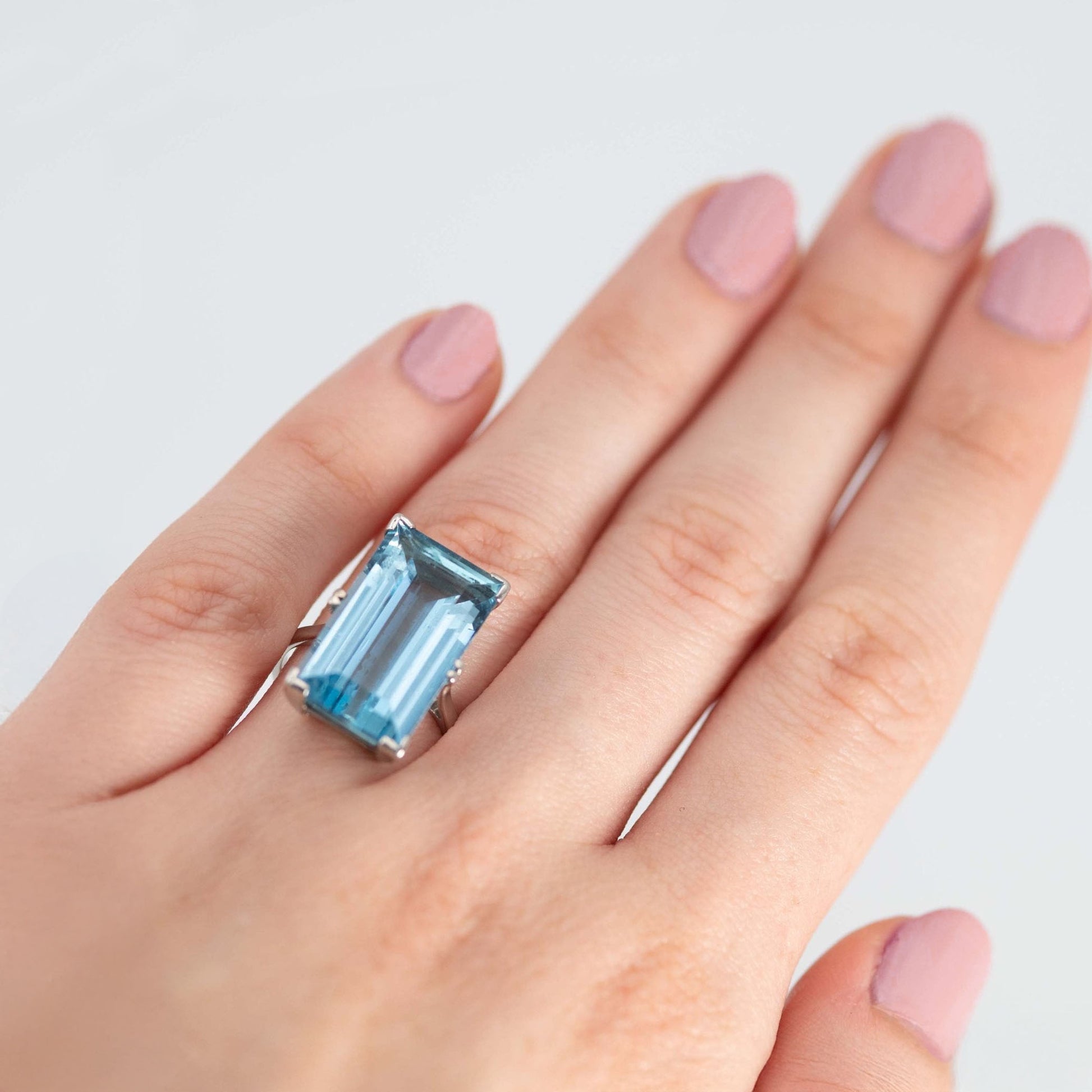 Art Deco Platinum 12 Carat Aquamarine Ring - Friar House