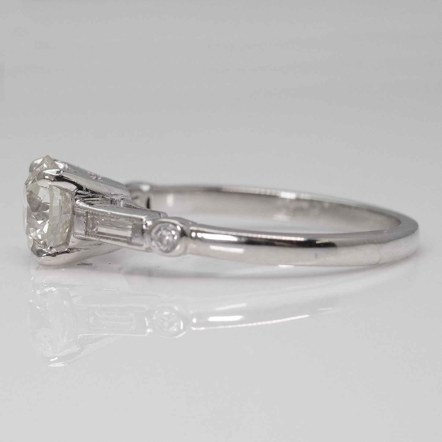 Art Deco Platinum 1.37 Carat Diamond Solitaire Ring - Friar House