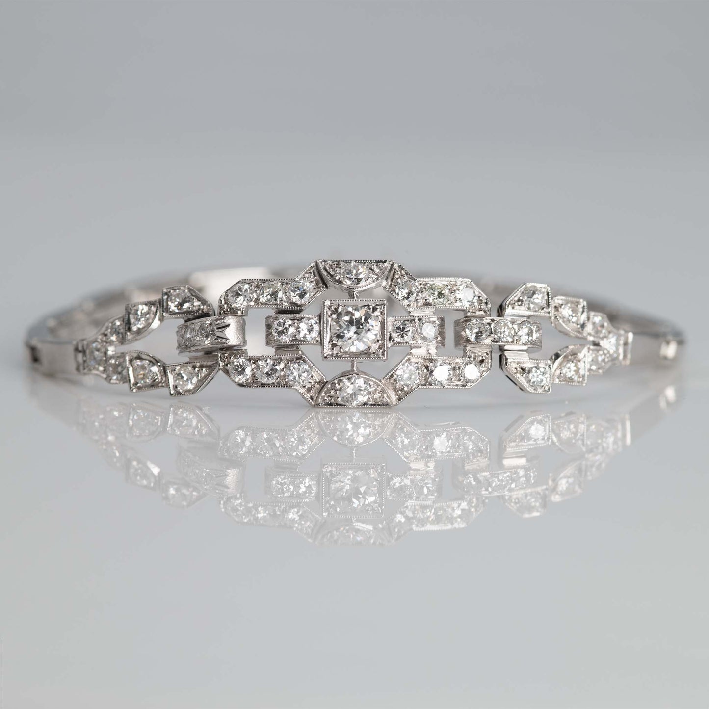 Art Deco Platinum 1.40 carat Diamond Bracelet - Friar House