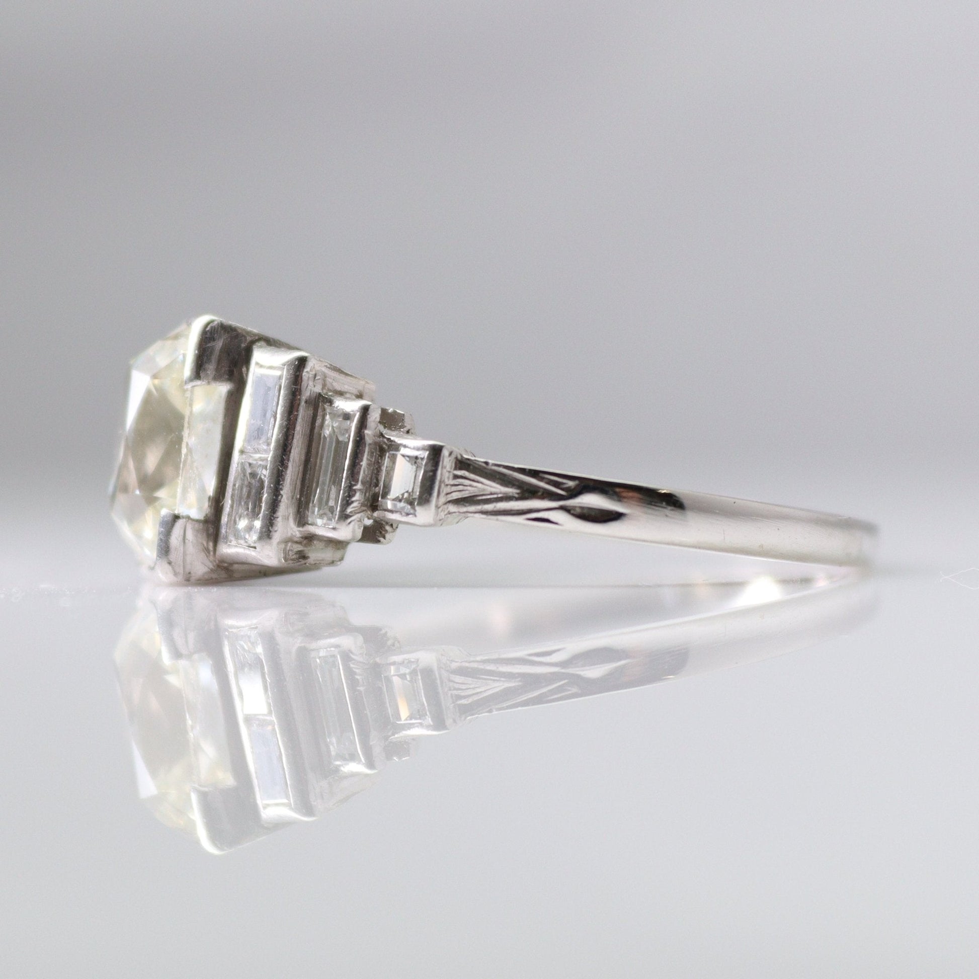 Art Deco Platinum 1.75 Carat Diamond Solitaire Ring - Friar House