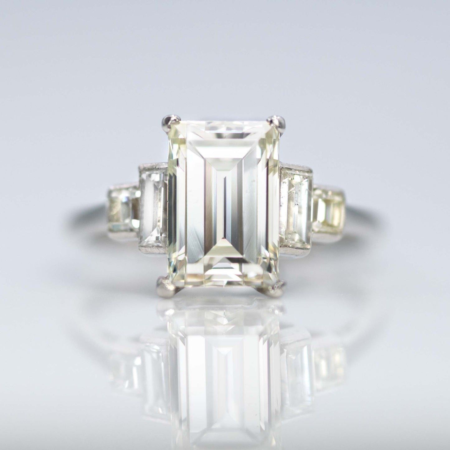 Art Deco Platinum 2.60 carat Diamond Solitaire Ring - Friar House