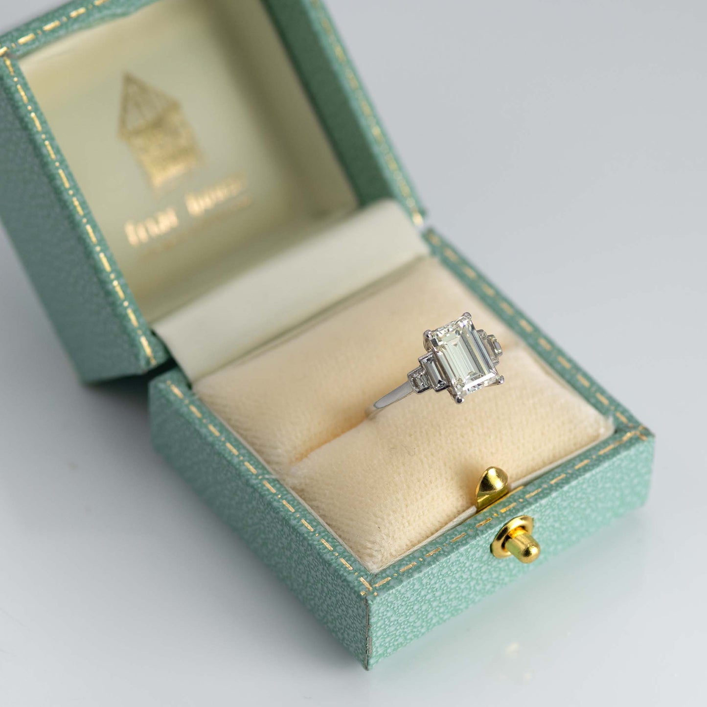 Art Deco Platinum 2.60 carat Diamond Solitaire Ring - Friar House