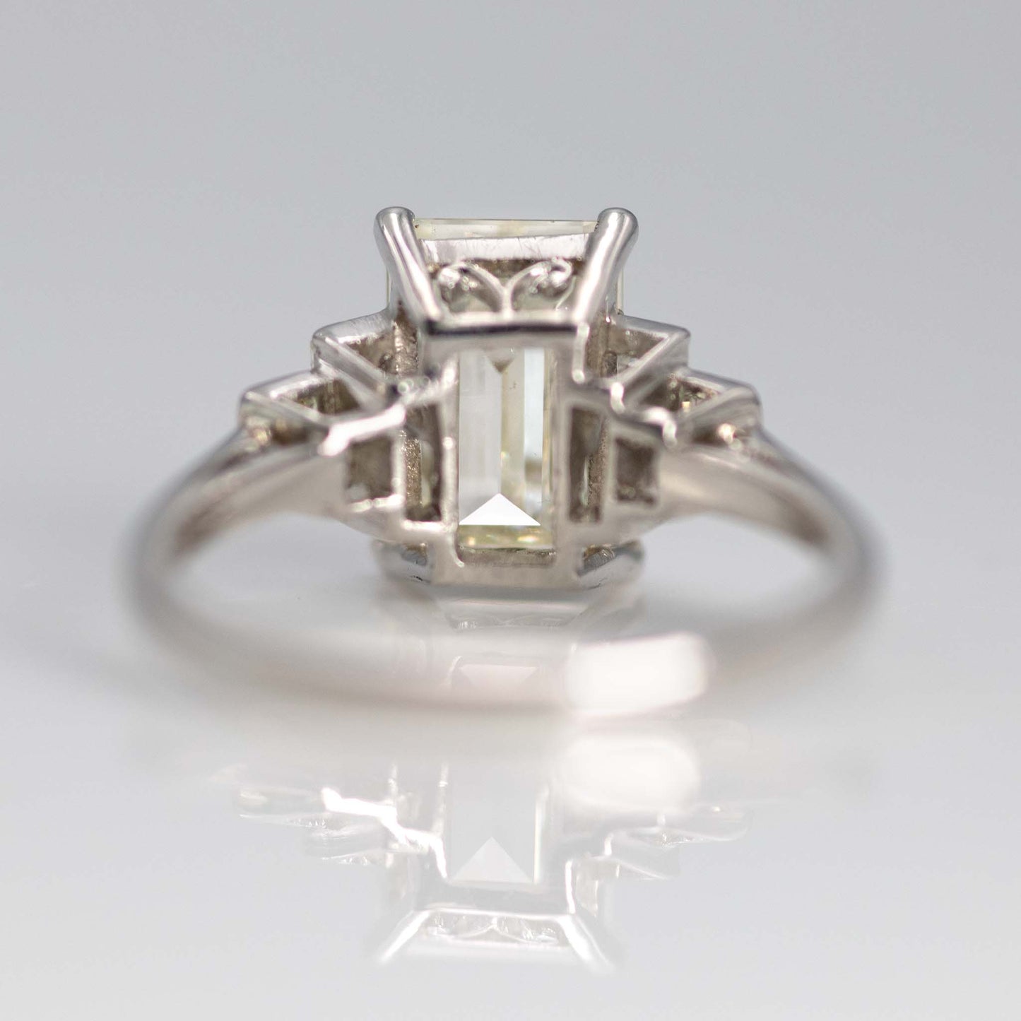 Art Deco Platinum 2.60 carat Diamond Solitaire Ring - Friar House