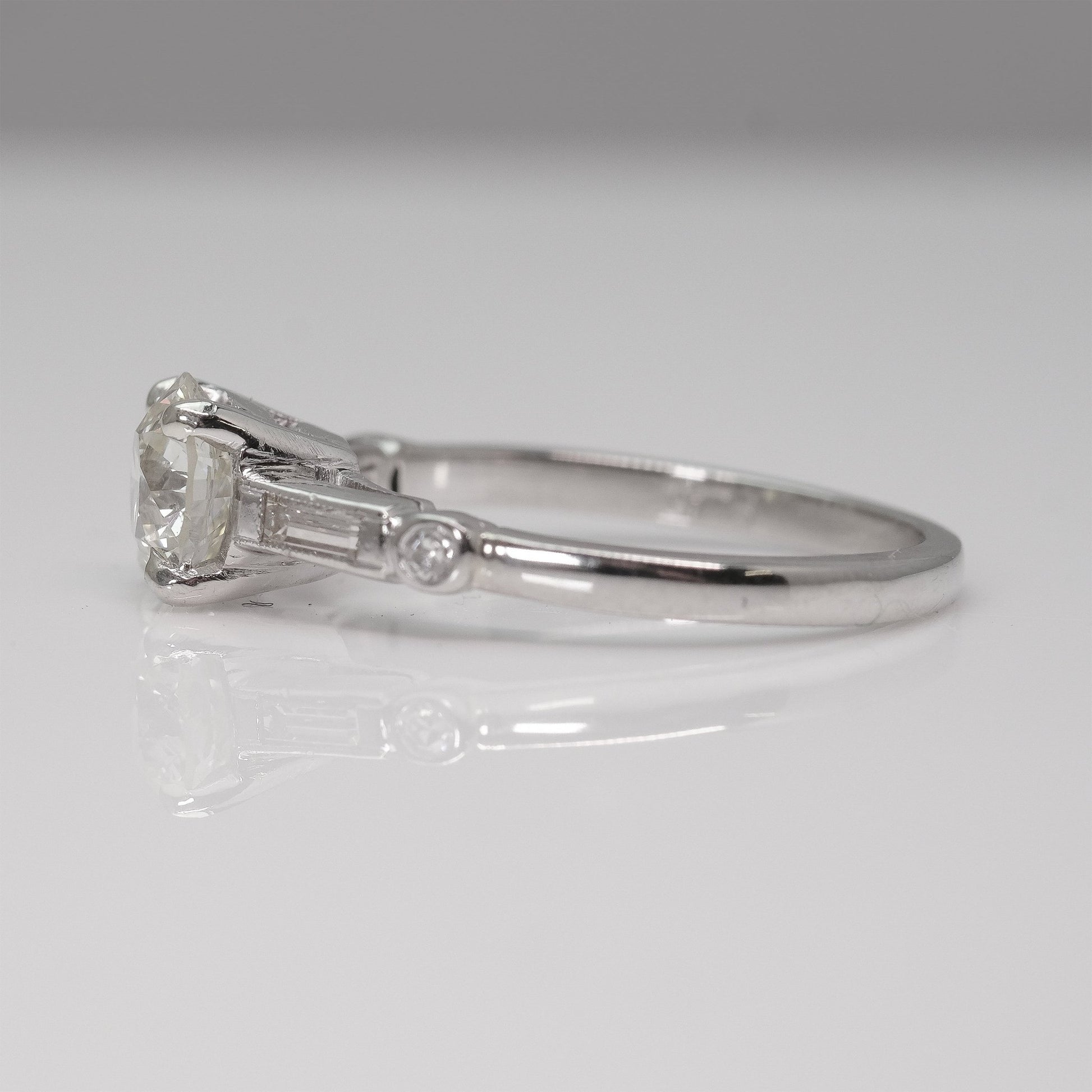 Art Deco Platinum Diamond Solitaire Ring - Friar House
