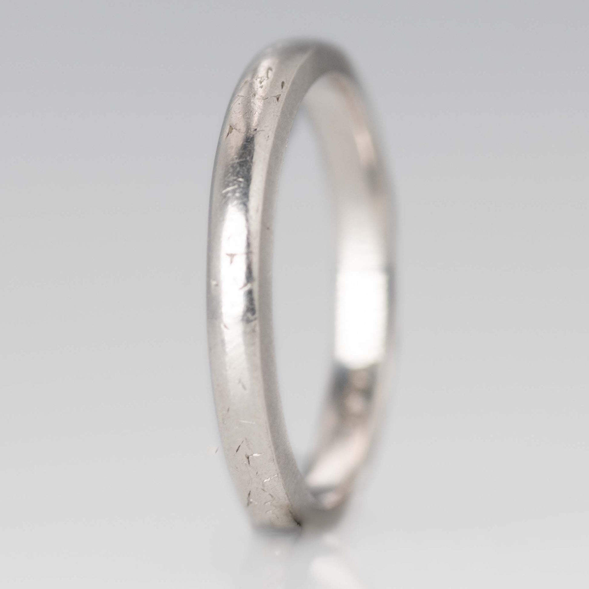 Art Deco Platinum Wedding Band - Friar House