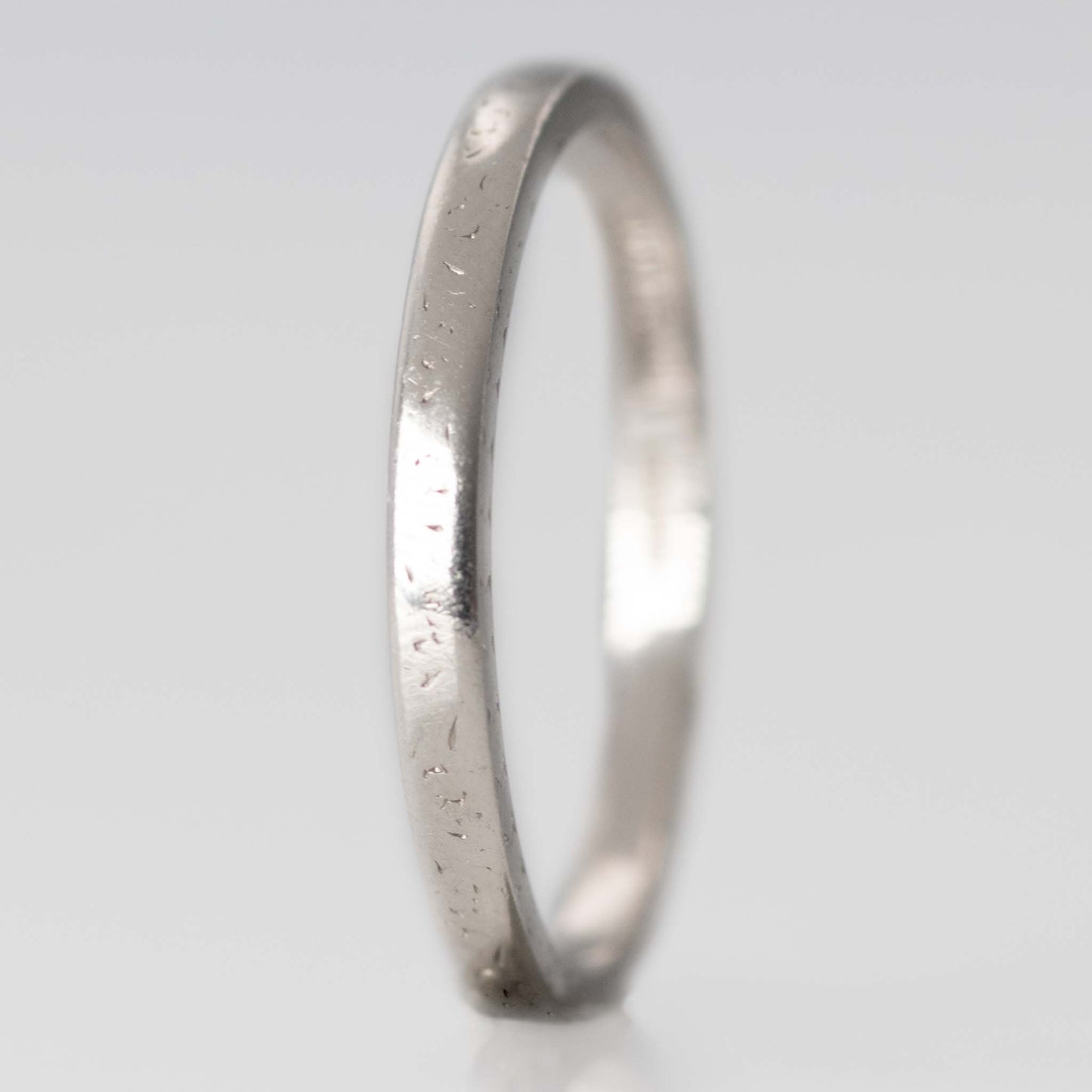 Art Deco Platinum Wedding Band - Friar House