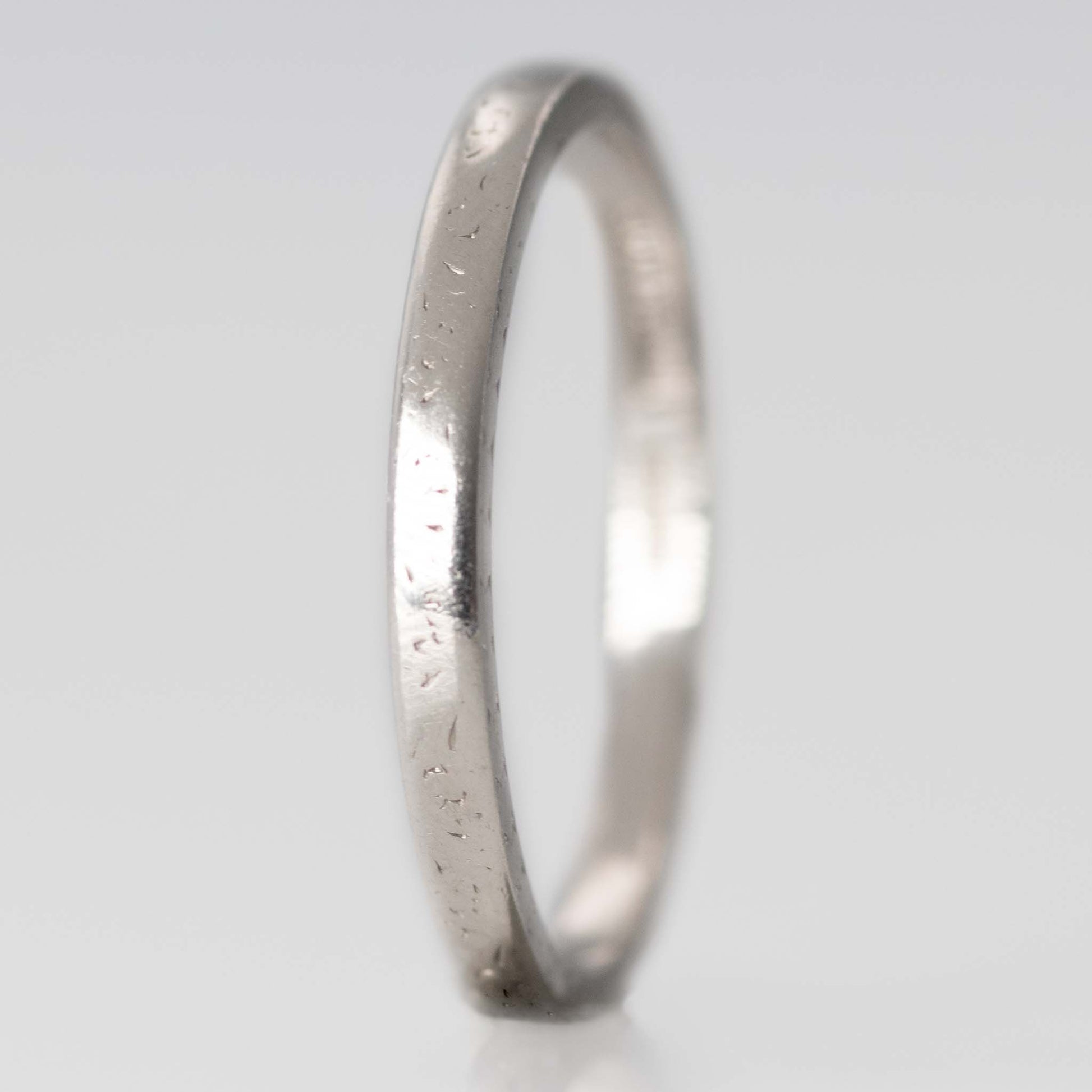 Art Deco Platinum Wedding Band - Friar House