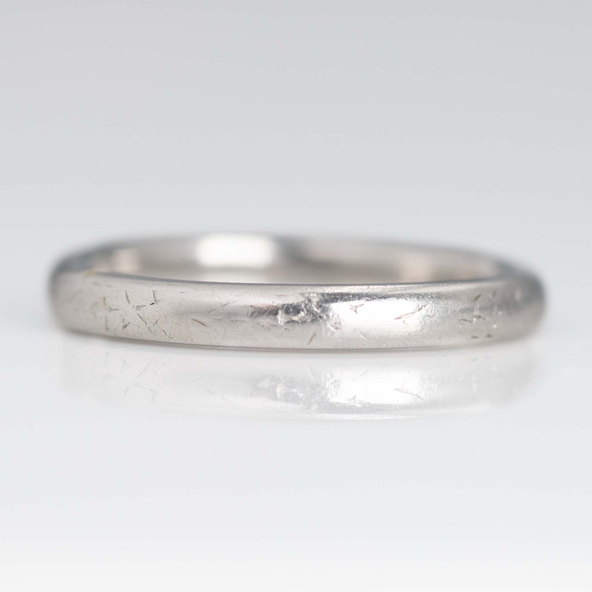 Art Deco Platinum Wedding Band - Friar House