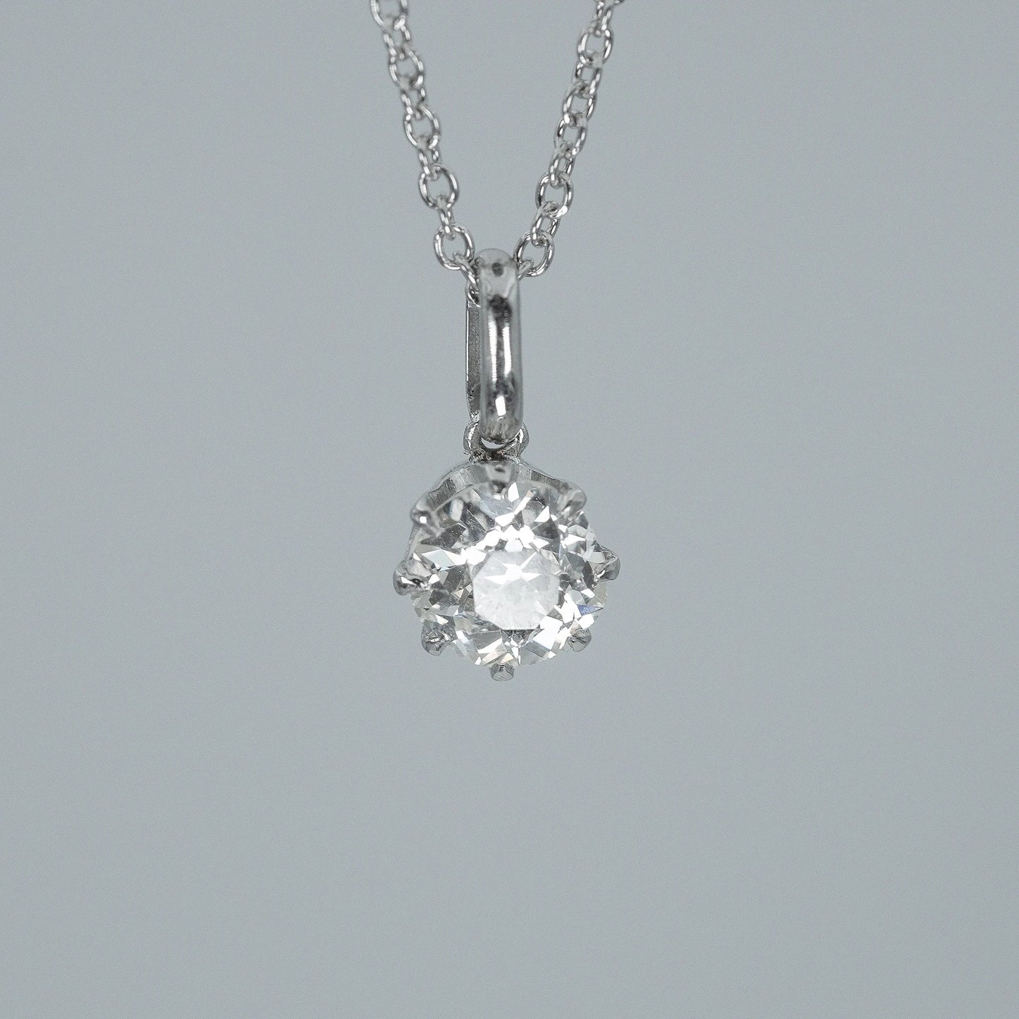 Contemporary 18ct White Gold Diamond Pendant - Friar House