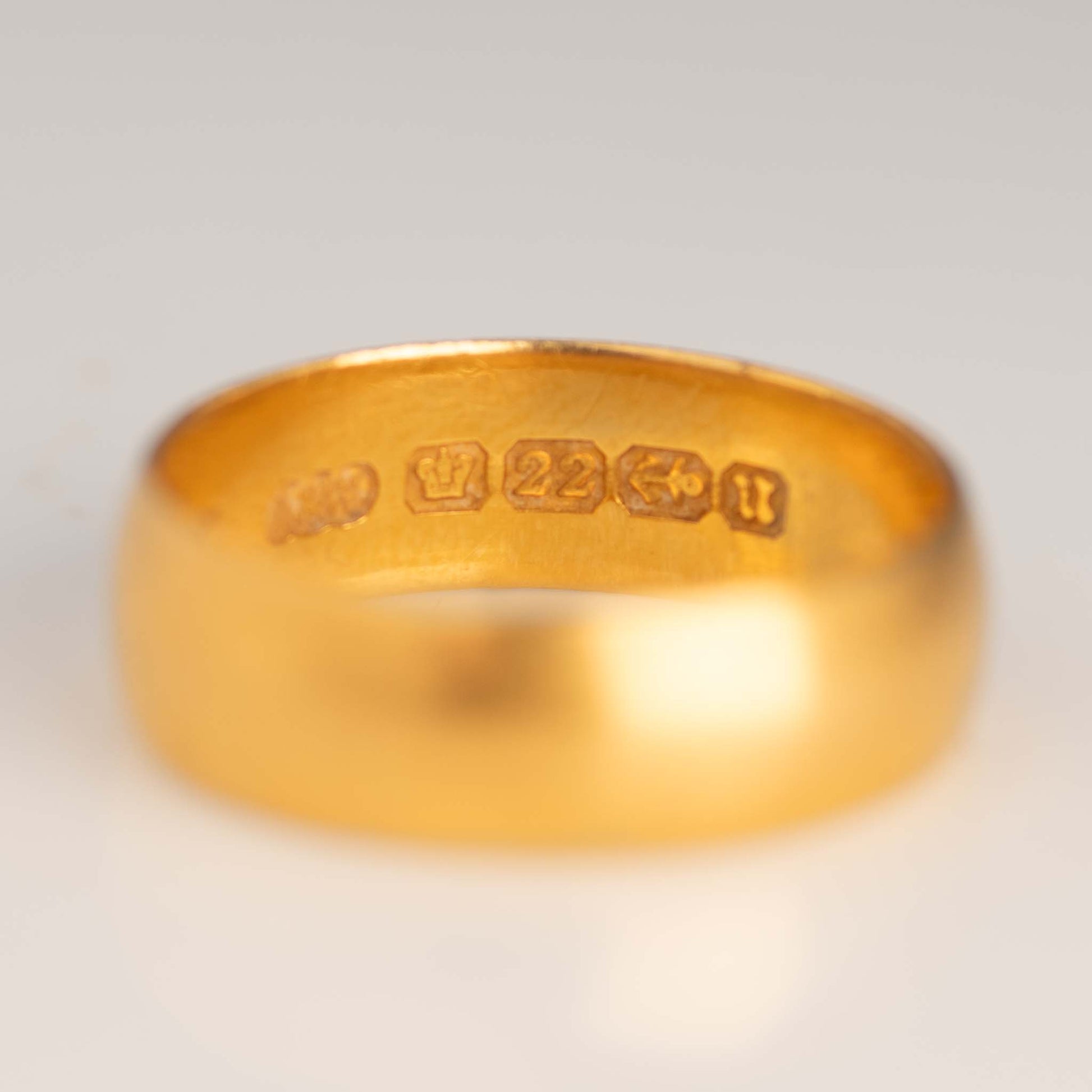 Victorian 22ct Yellow Gold Wedding Band Hallmarked Birmingham 1894 - Friar House