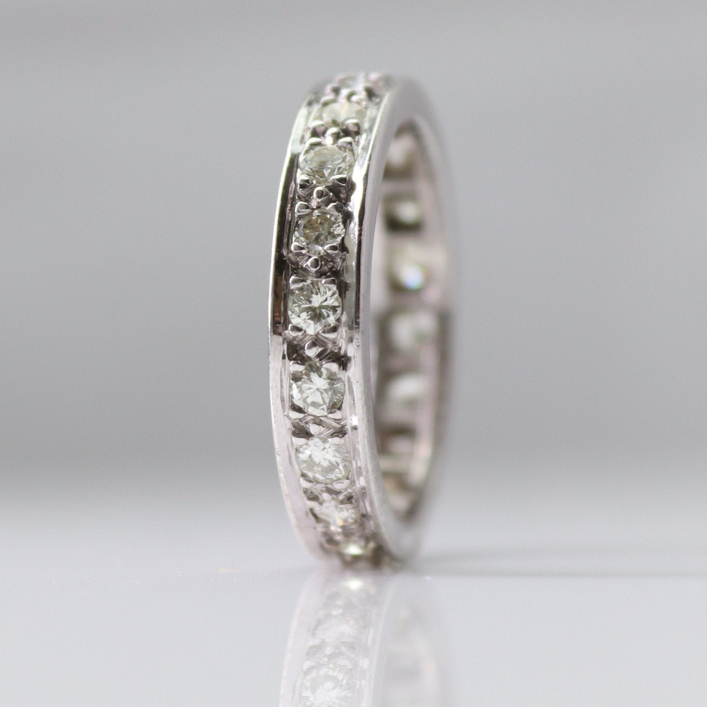 Vintage 18ct White Gold 1 Carat Diamond Eternity Ring Size P1/2 - Friar House