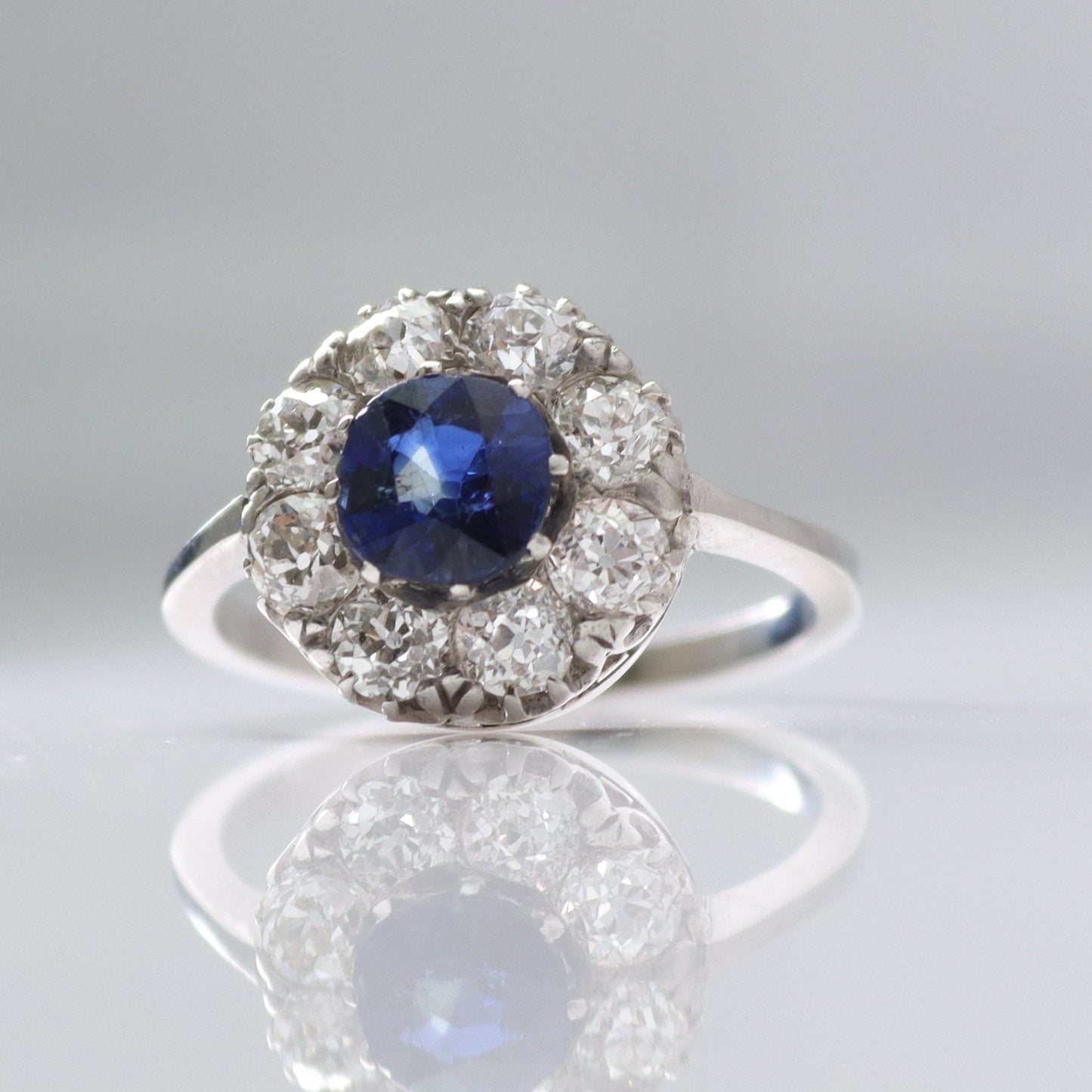 Vintage 18ct White Gold 1 carat Sapphire and Diamond Cluster Ring - Friar House