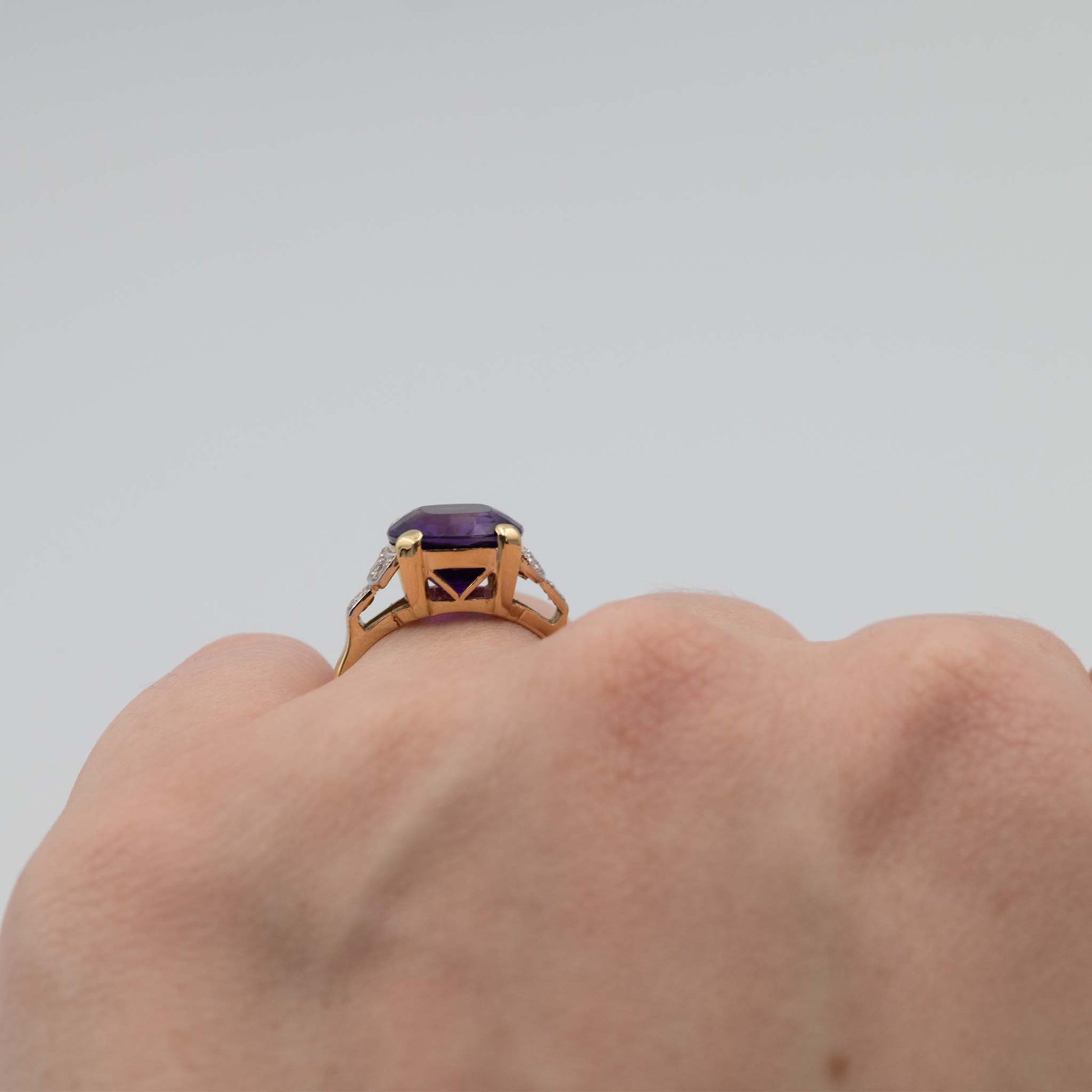 Vintage 18ct Yellow Gold 4 Carat Amethyst and Diamond Ring - Friar House