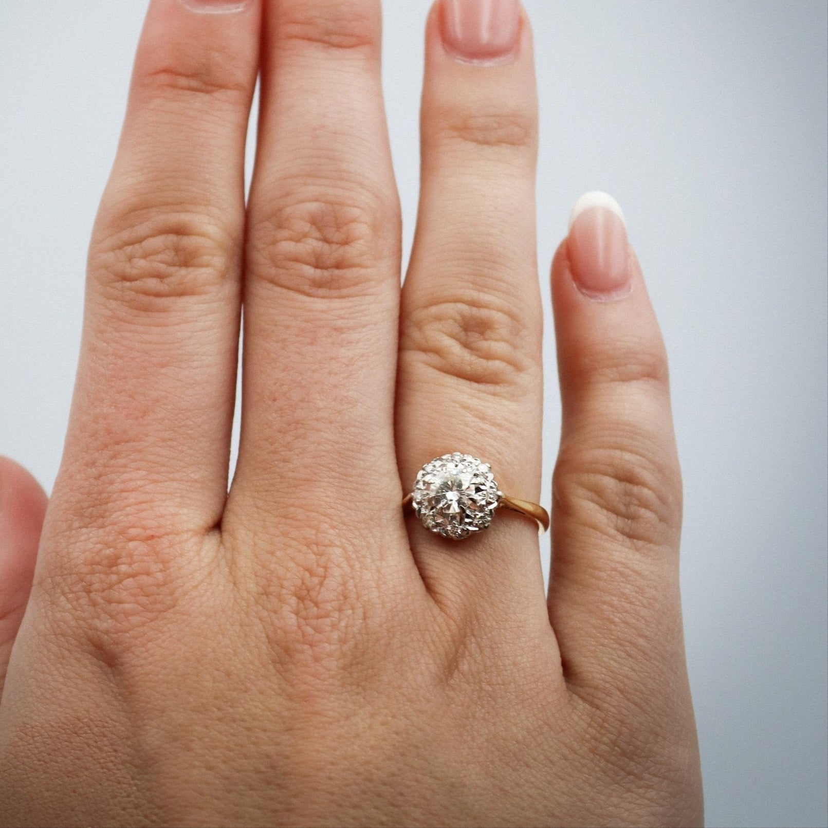 Vintage 18ct Yellow Gold Diamond Cluster Ring Friar House