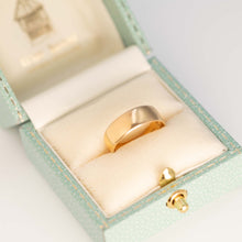 Vintage 22ct Yellow Gold Wedding Band Hallmarked 1963 - Friar House