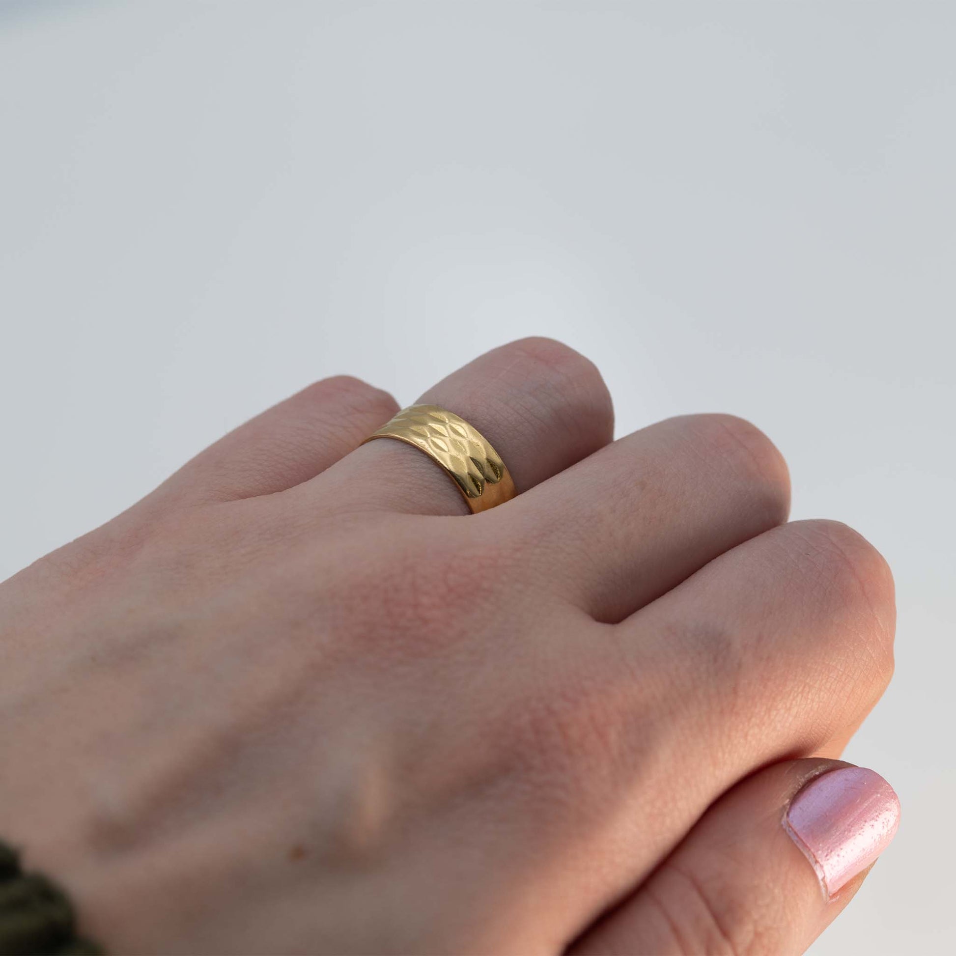 Vintage 22ct Yellow Gold Wedding Band Hallmarked 1966 - Friar House